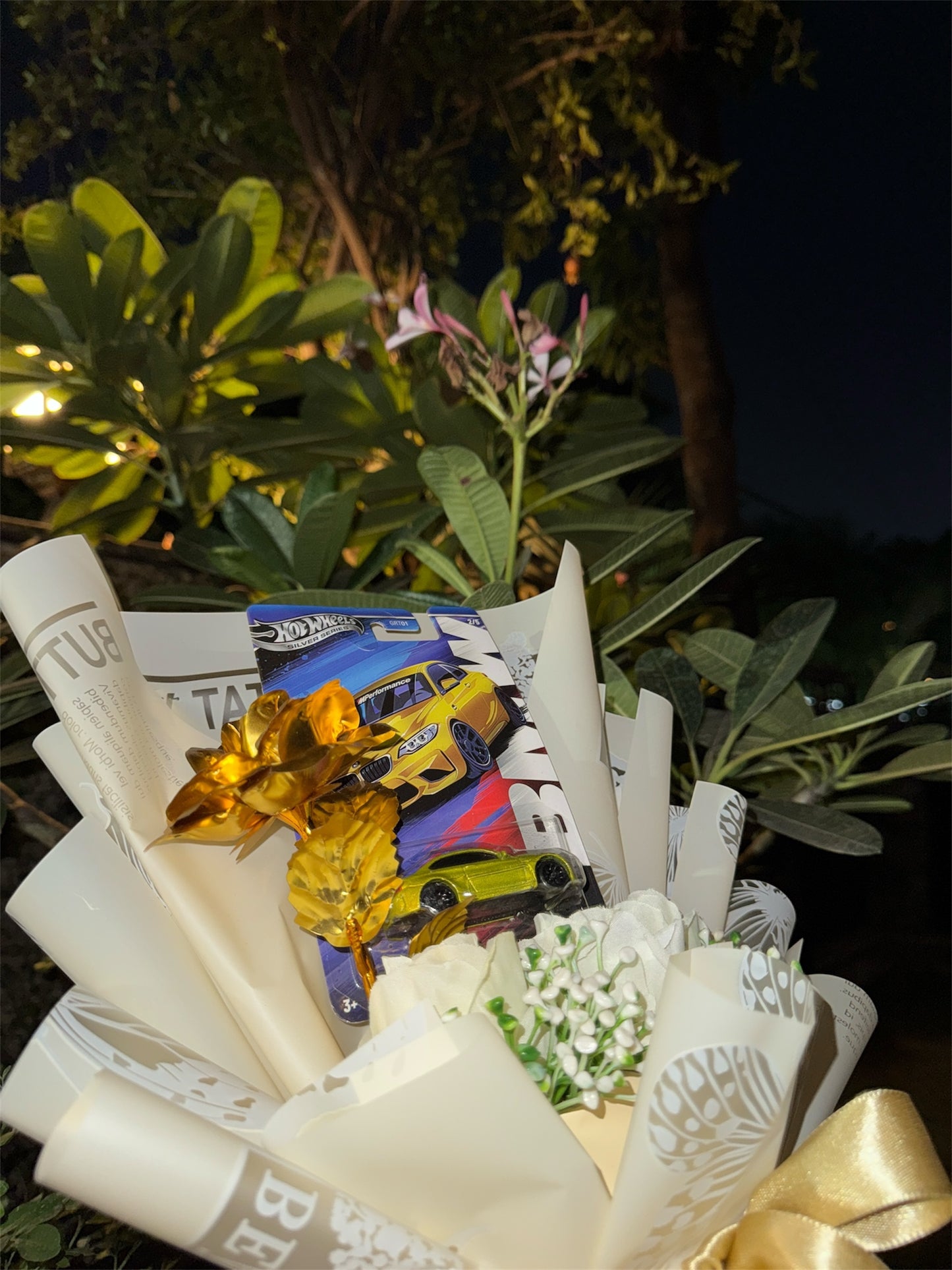 BMW M2 Hot Wheels Bouquet – Golden Power, Wrapped in Prestige