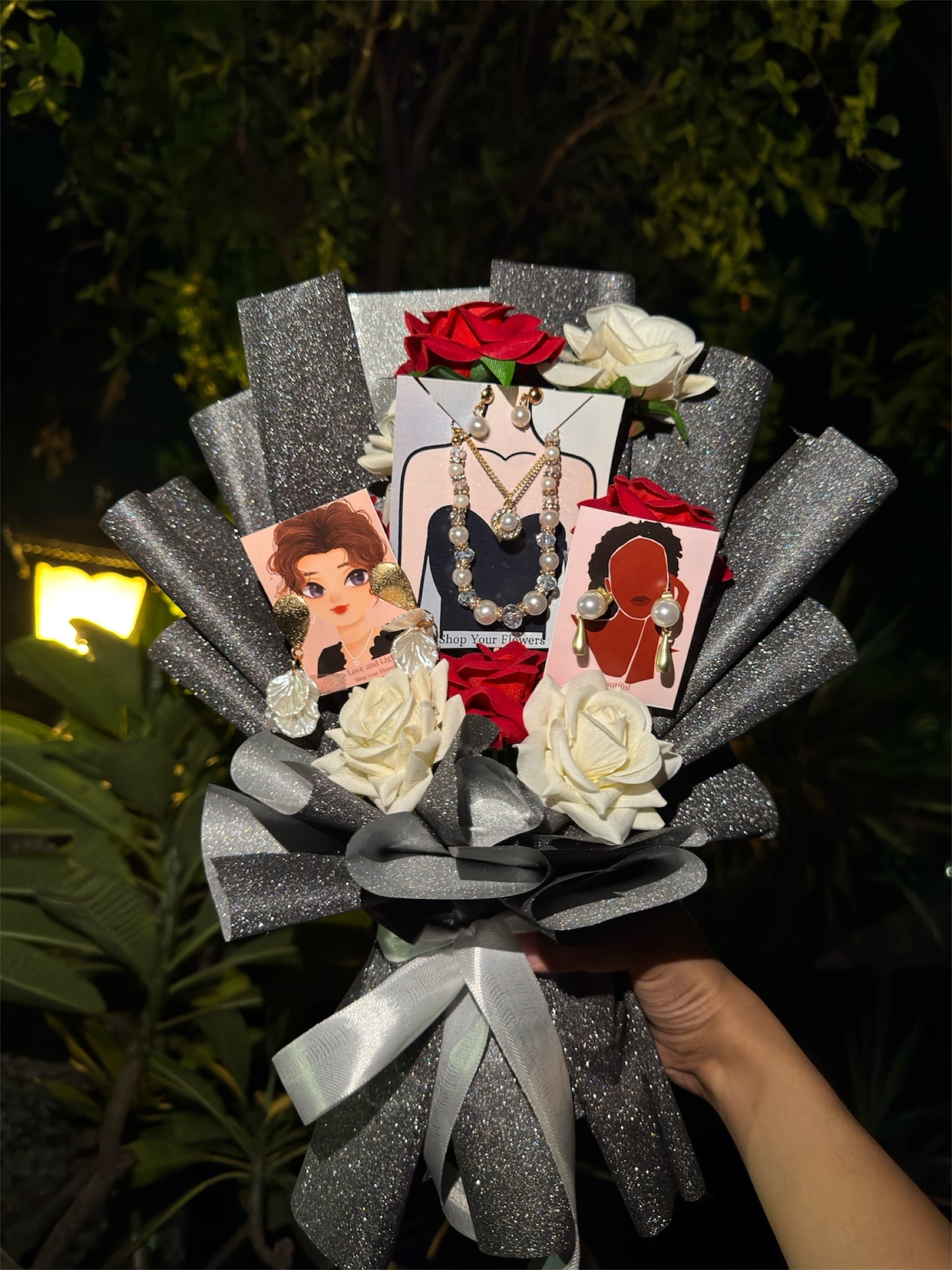 Midnight Luxe – A Glamorous Jewelry Bouquet