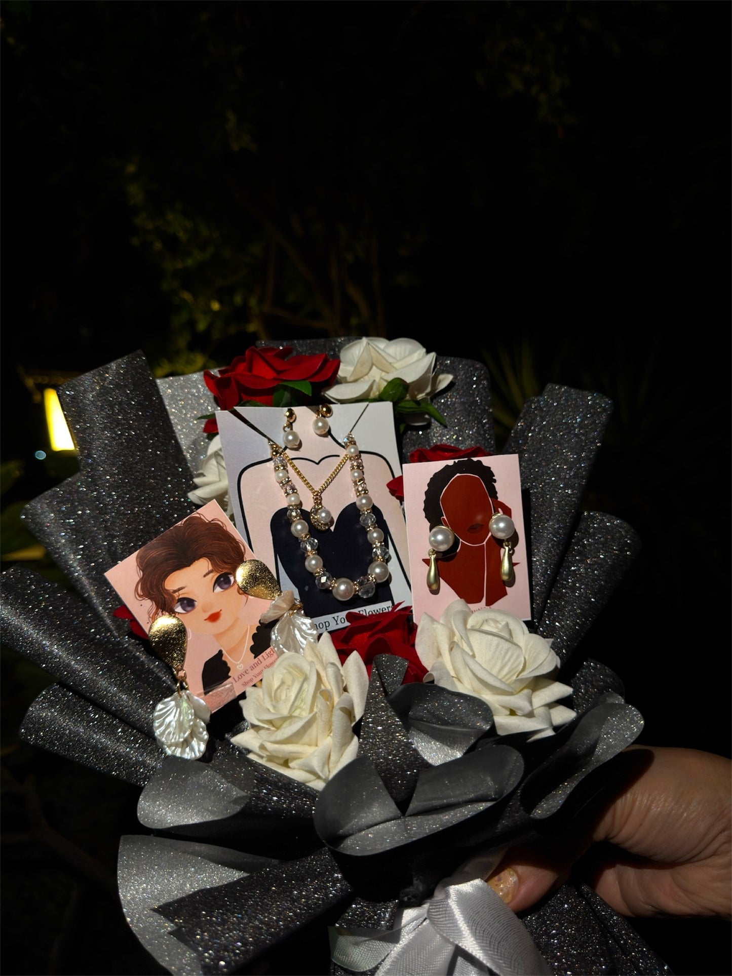 Midnight Luxe – A Glamorous Jewelry Bouquet