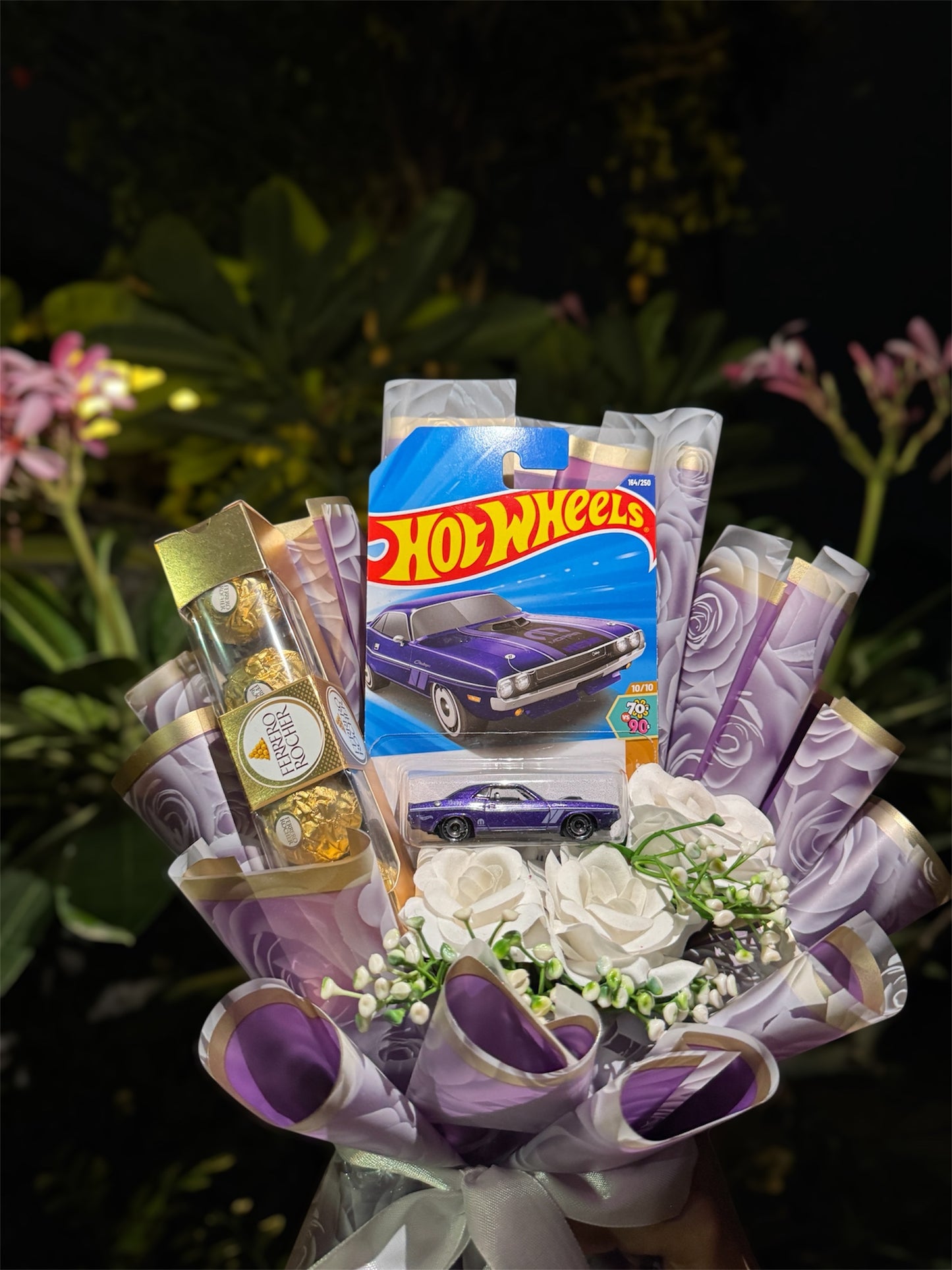 Dodge Challenger - The Signature of Classic Hot Wheels