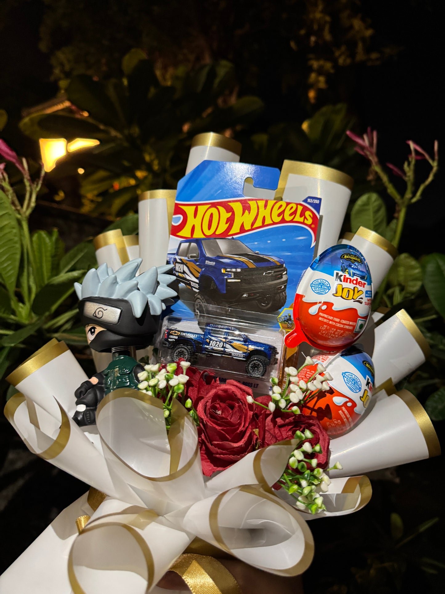 Hot Wheels x Naruto x Batman Kinder Joy Premium Bouquet – Hero Drive Edition