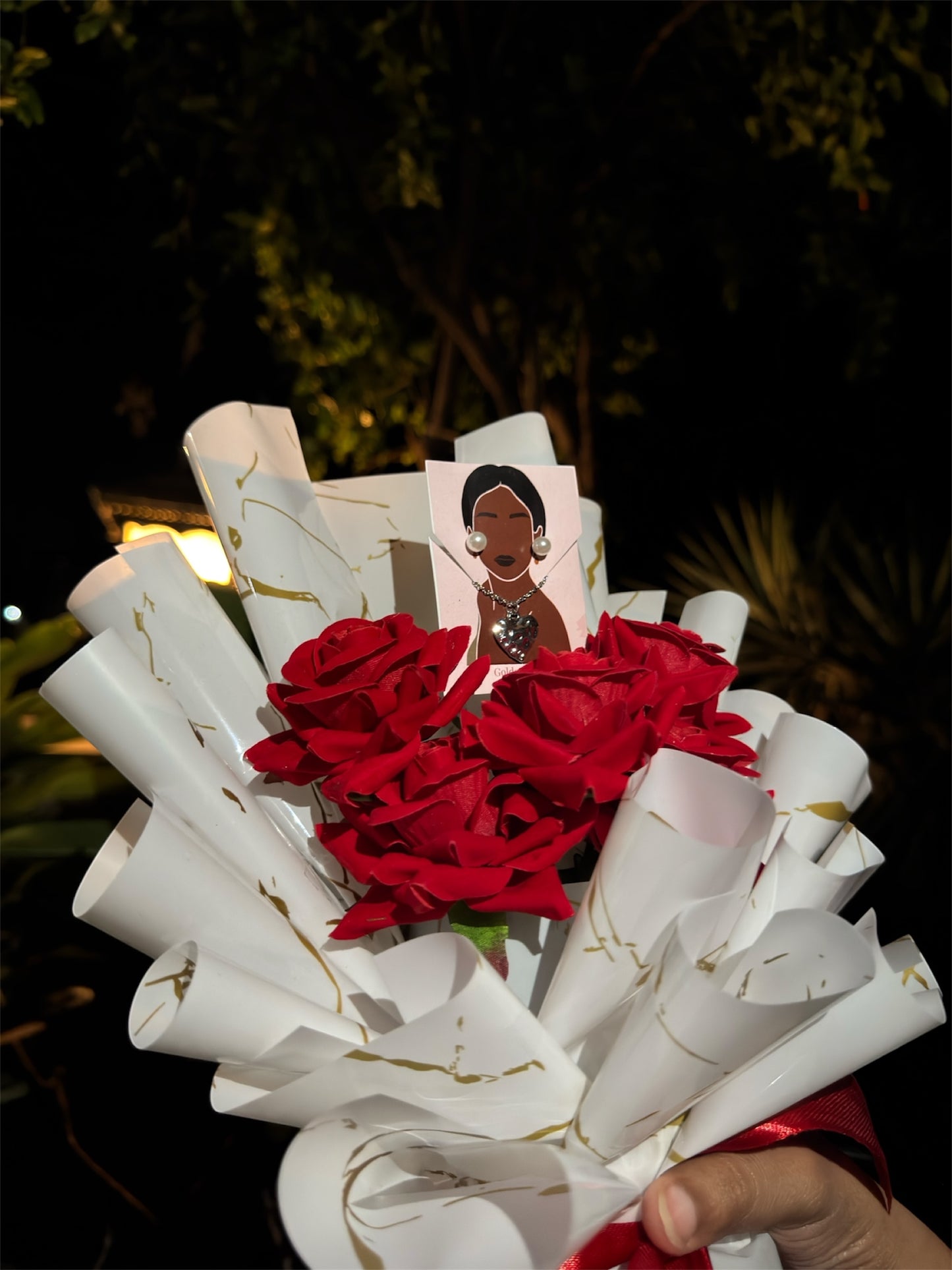 Golden Heart – A Luxe Jewelry Bouquet