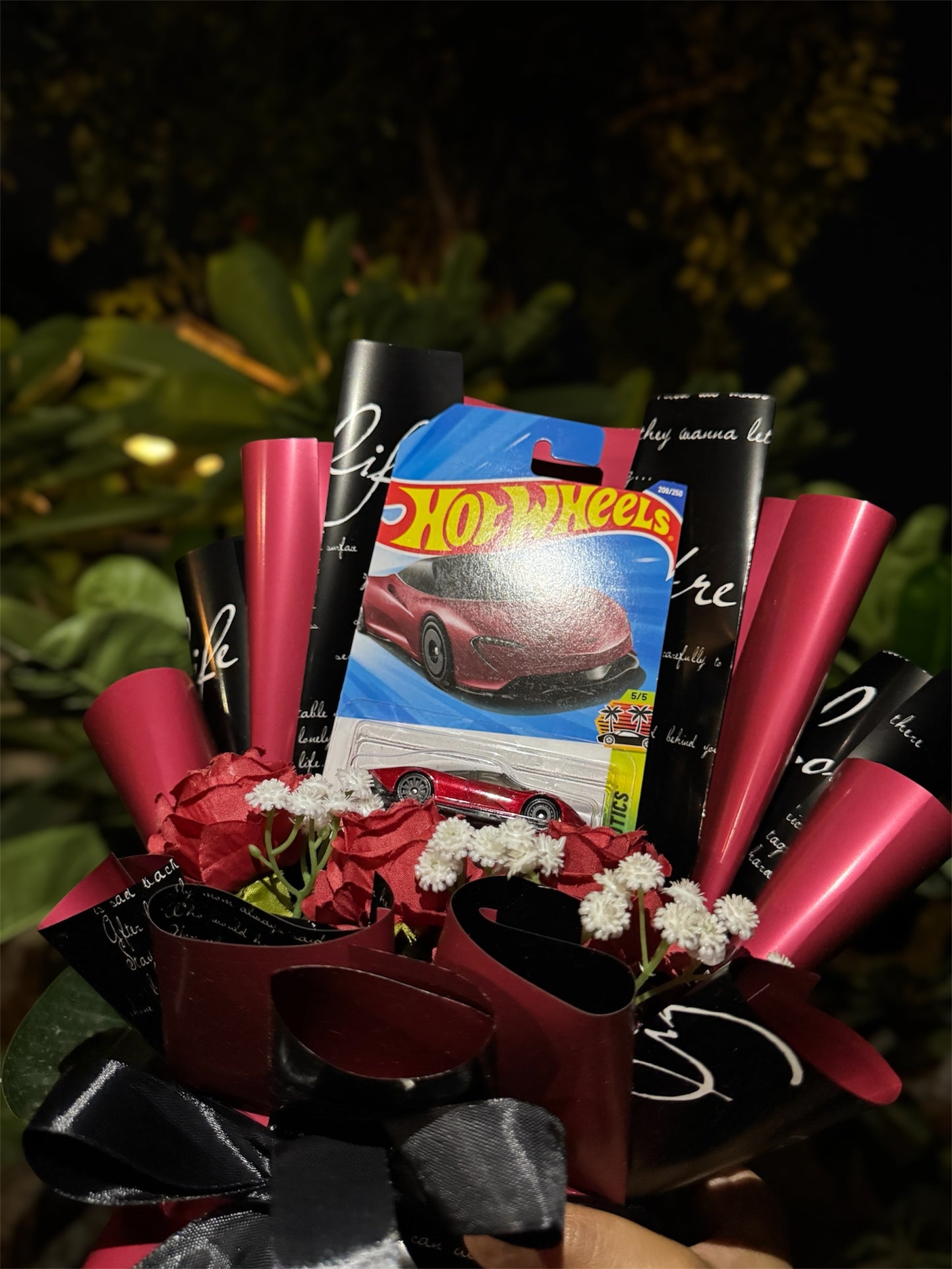 The McLaren Speedtail Hot Wheels Bouquet - Signature Collection