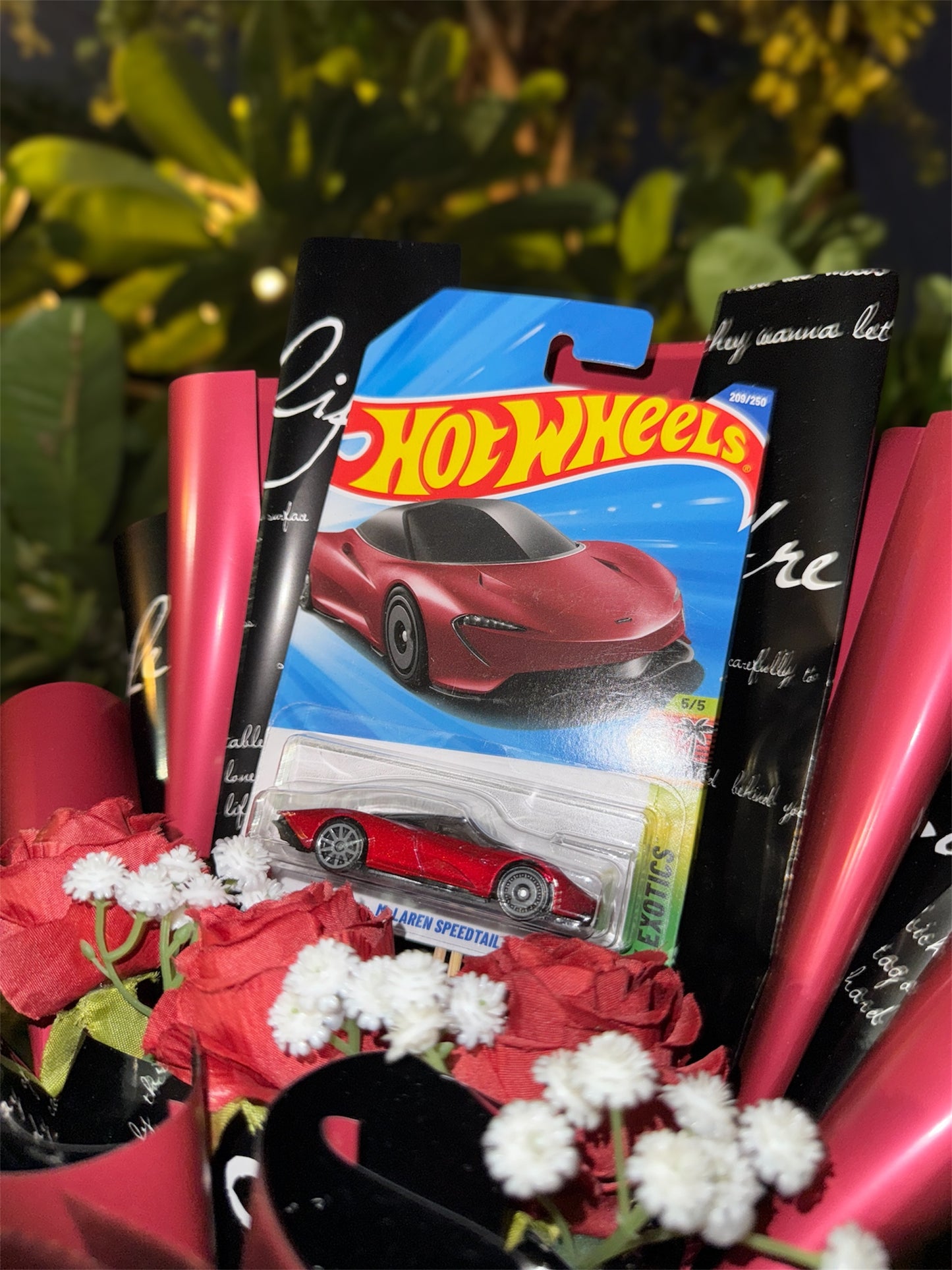 The McLaren Speedtail Hot Wheels Bouquet - Signature Collection