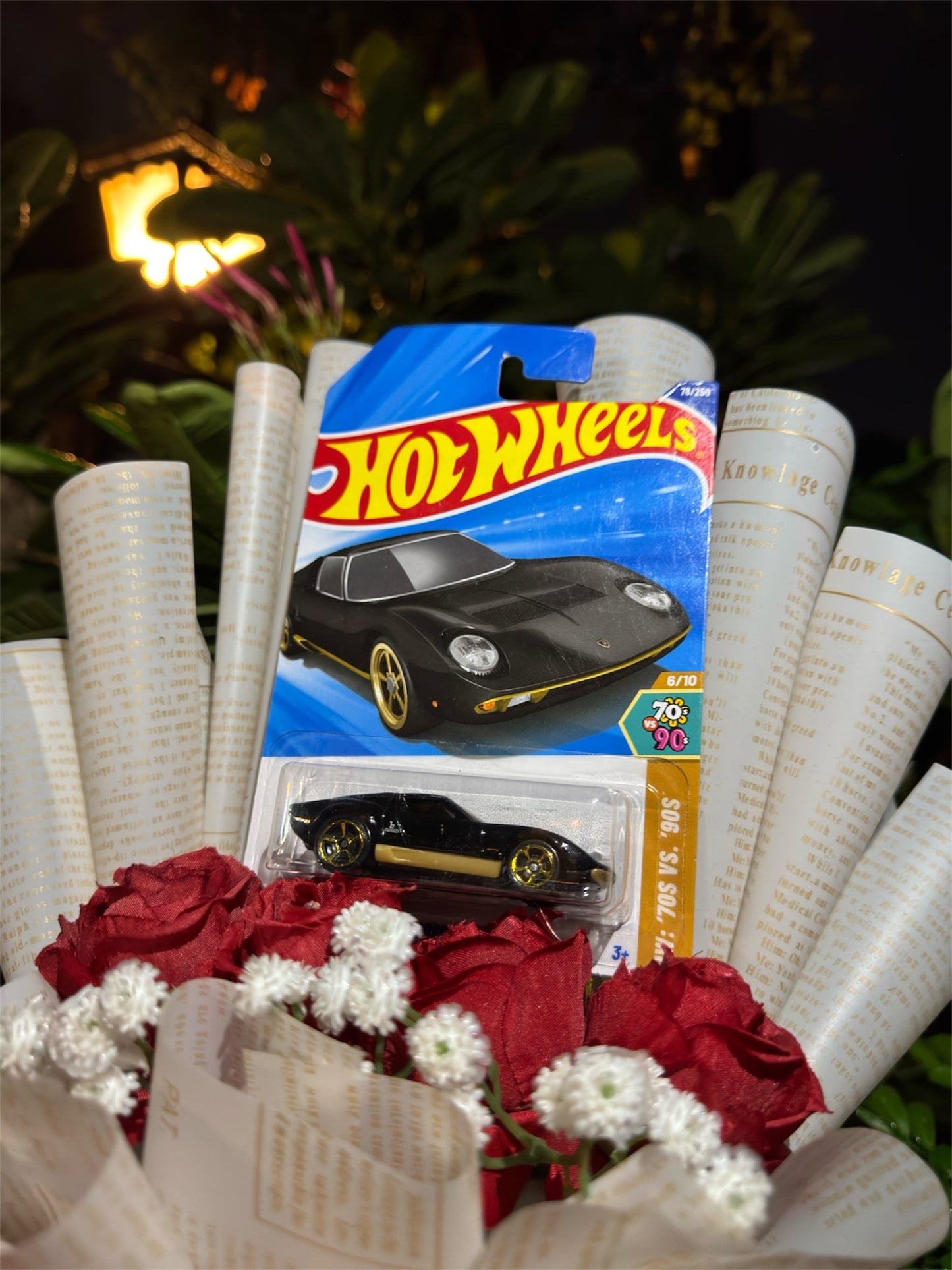 Hot Wheels Bouquet – Midnight Monarch: The Lamborghini Edition