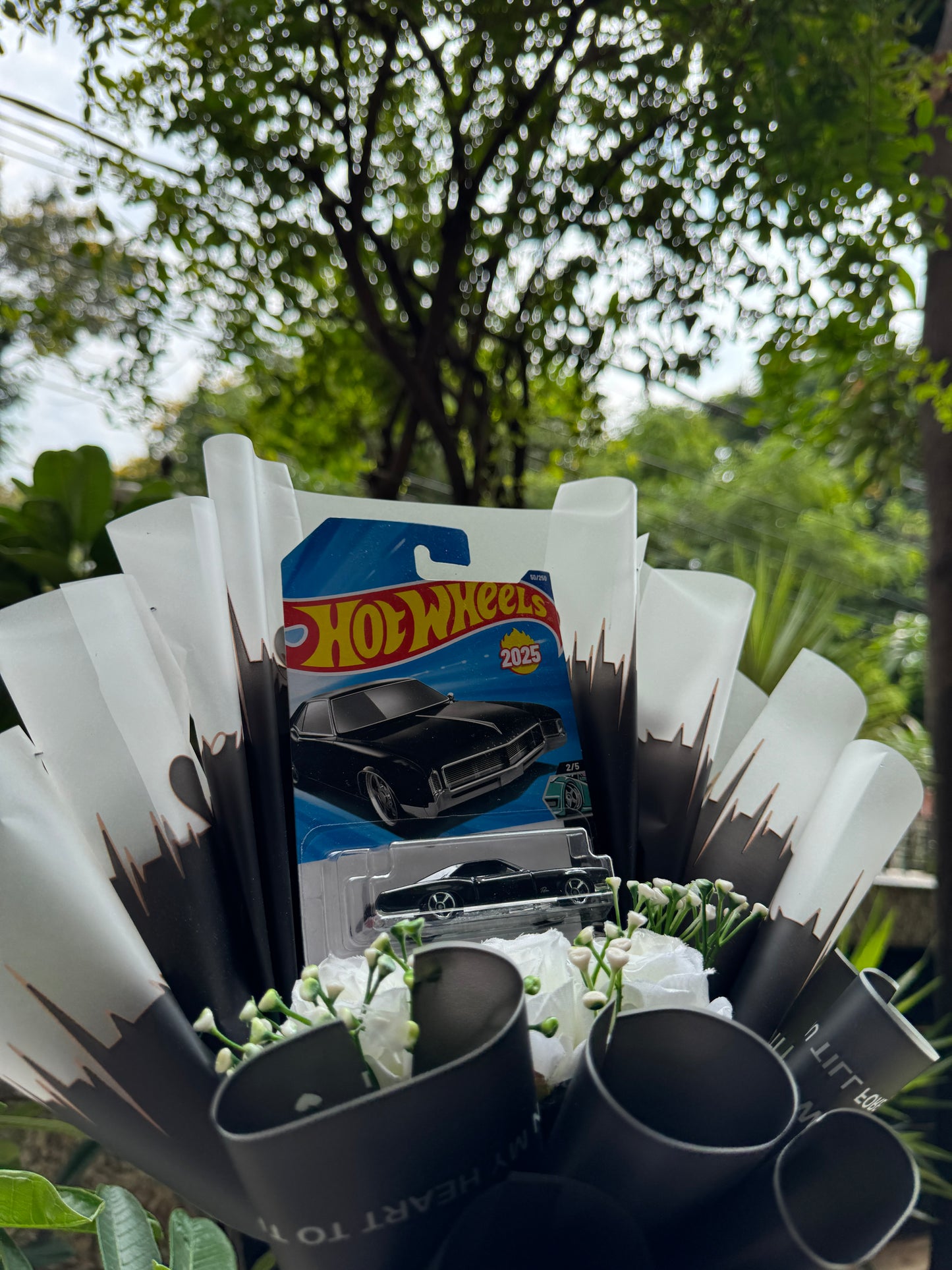 1968 Buick Riviera Hot Wheels Bouquet – Premium Black Vintage Edition