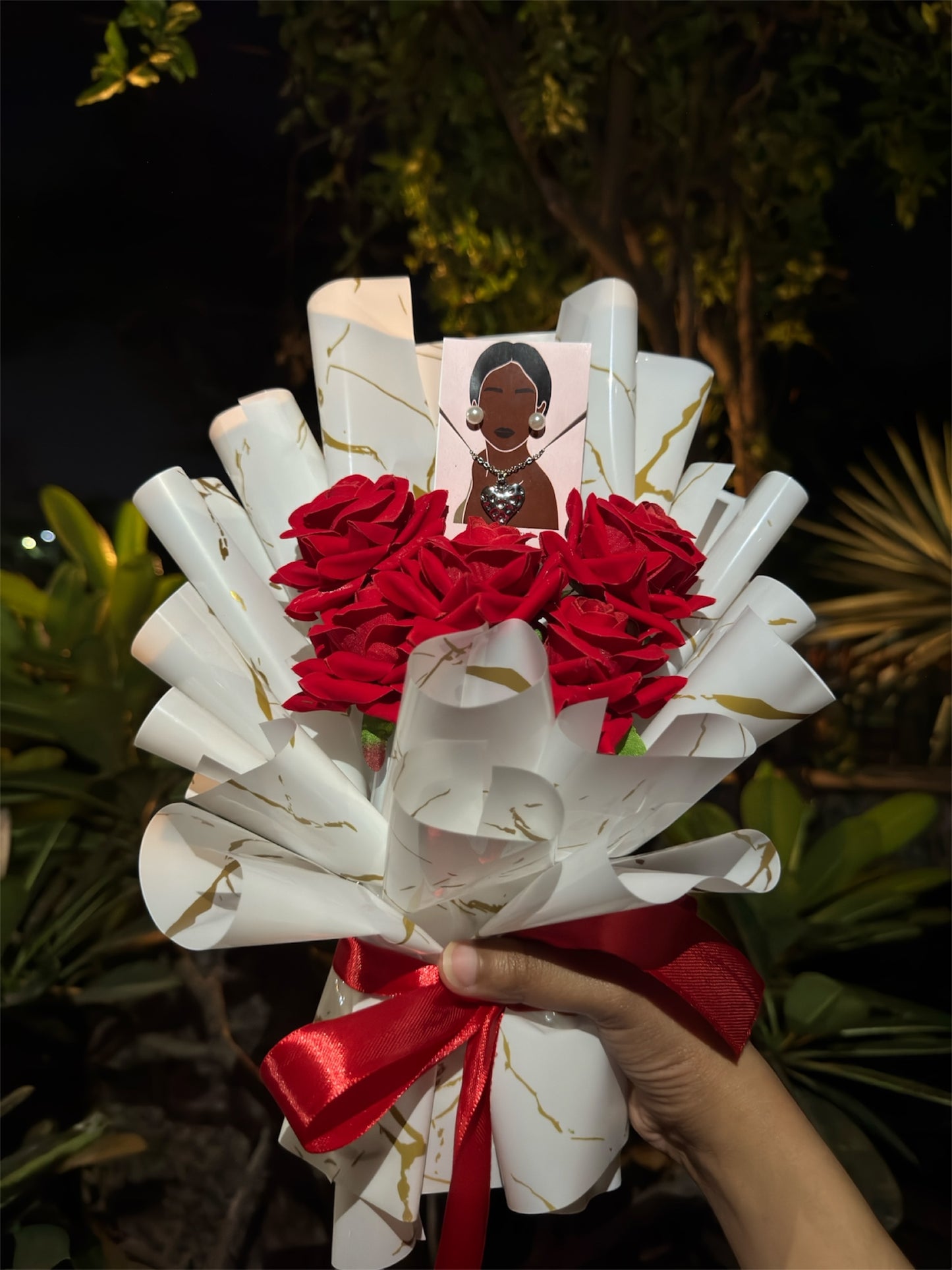 Golden Heart – A Luxe Jewelry Bouquet