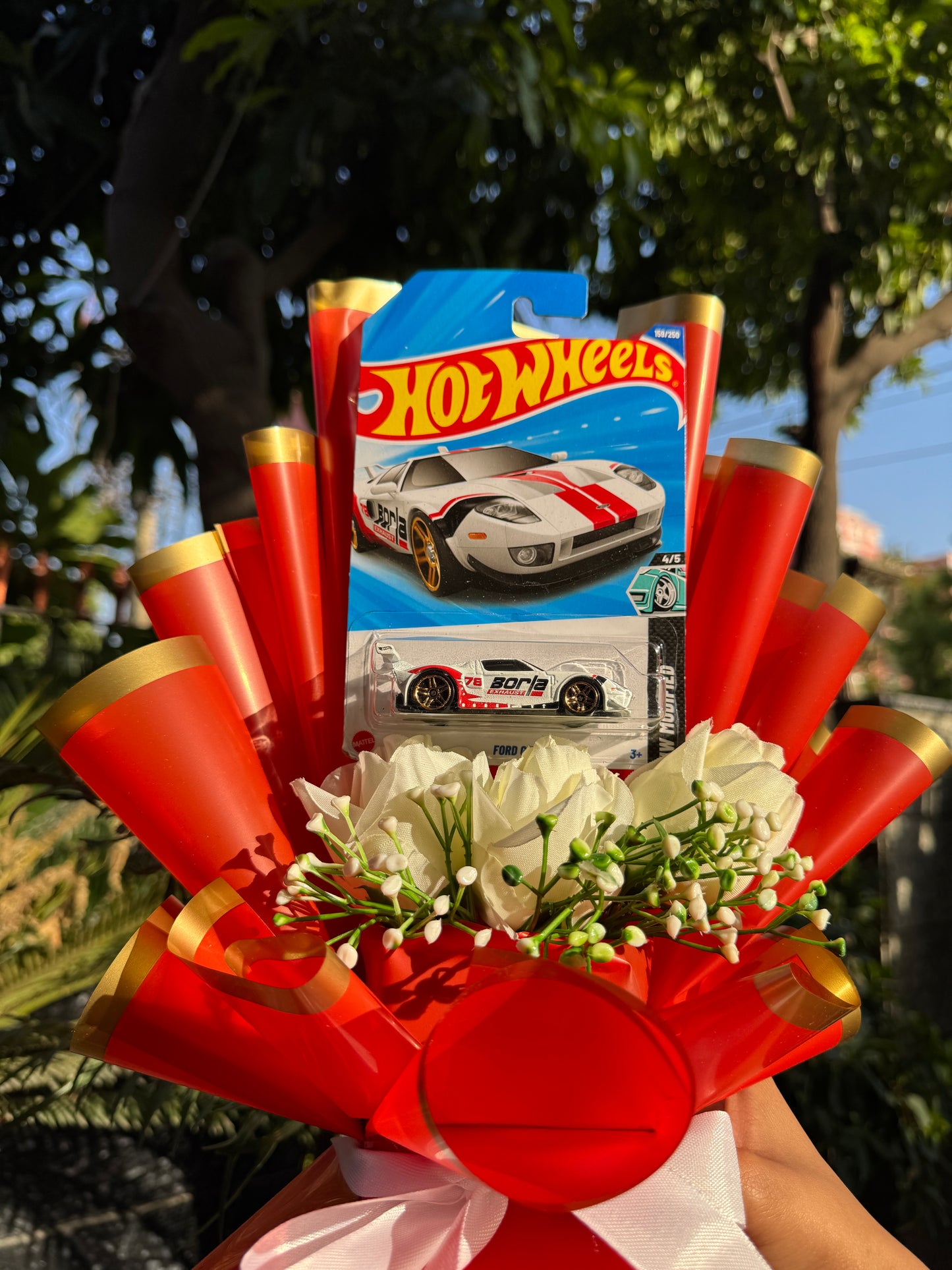 The Ford GT Hot Wheels Bouquet - Redline Romance