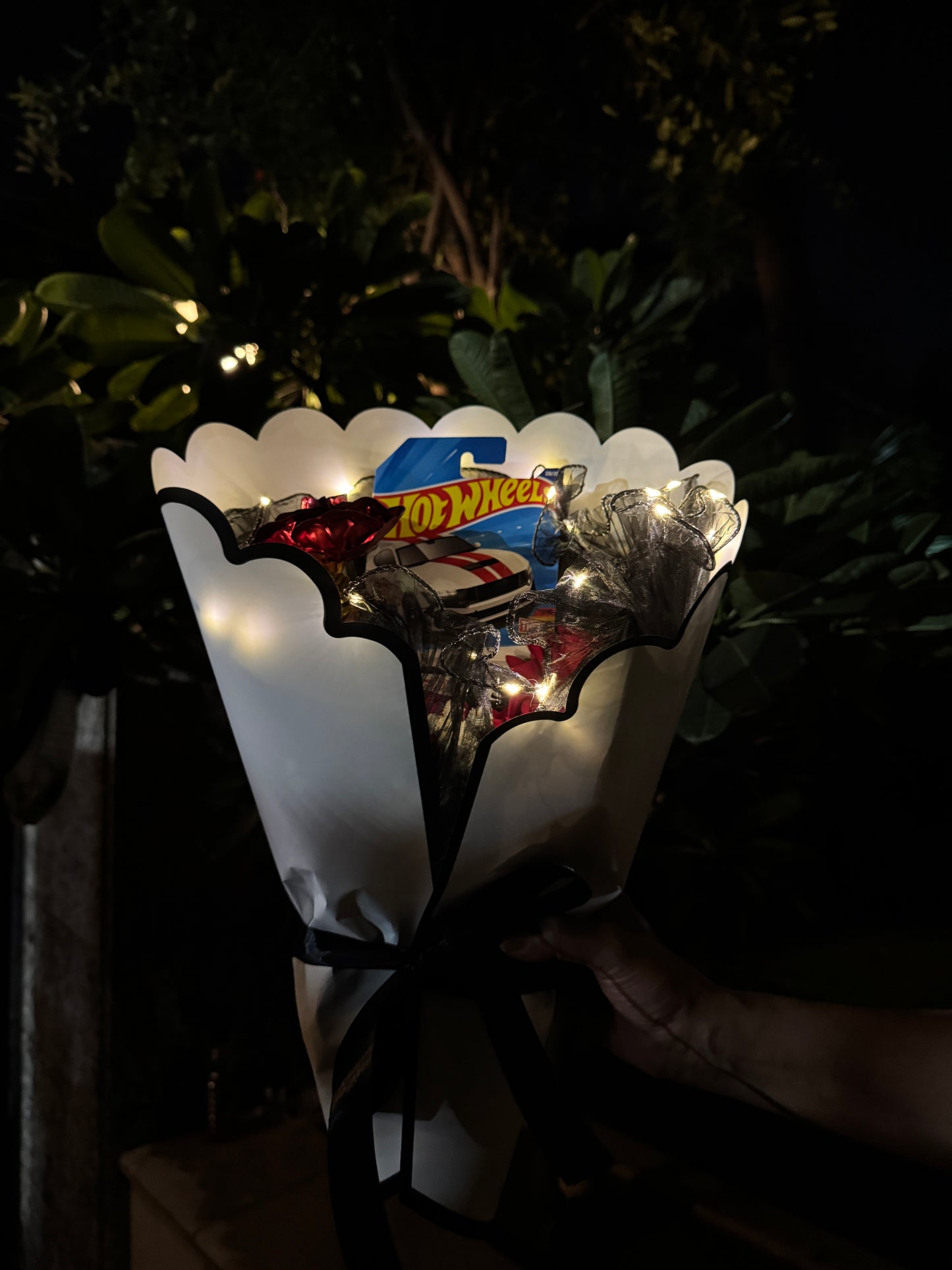 Mustang Dark Horse Hot Wheels Bouquet - The Super star