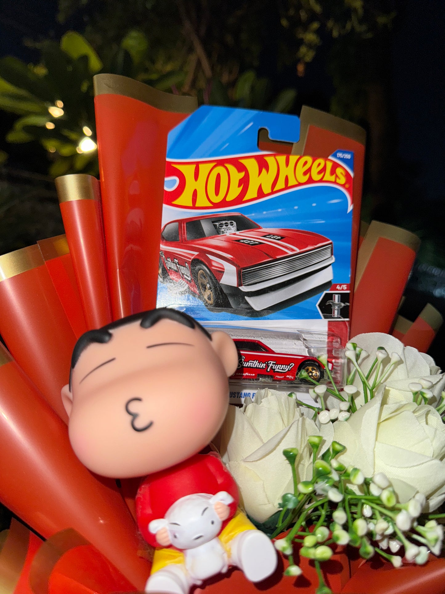 Hot Wheels and Shinchan’s Kiss – A Bouquet Full of Love