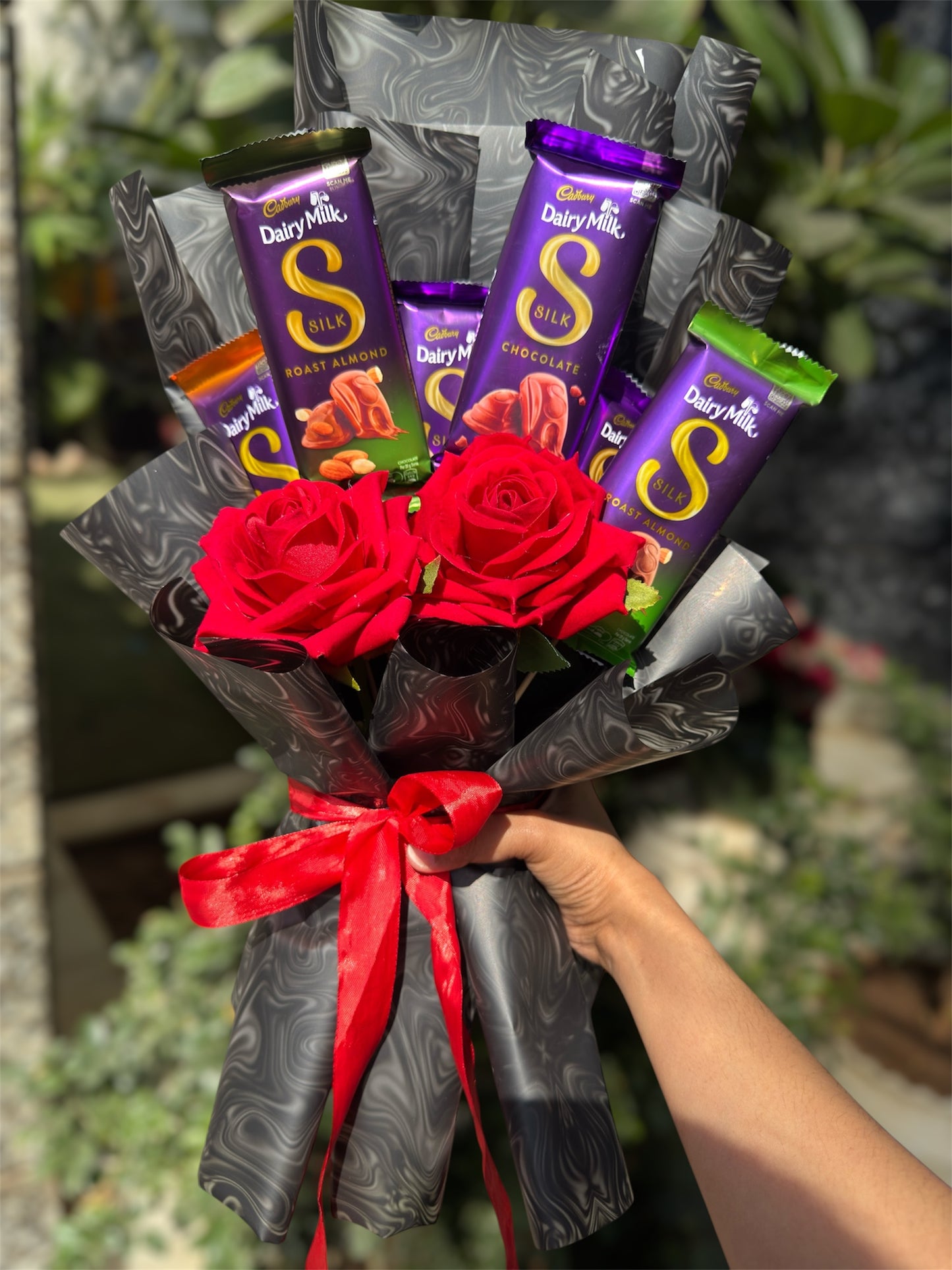 Luxurious Cocoa Rose Bouquet - A Dairy Milk Silk Edition
