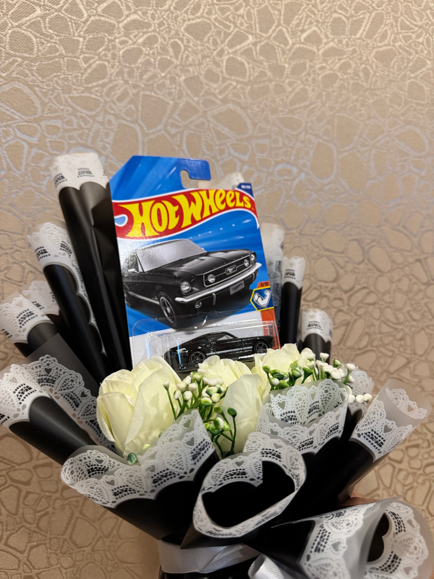 1967 Ford Mustang Hot Wheels Premium Bouquet – Classic Muscle Edition
