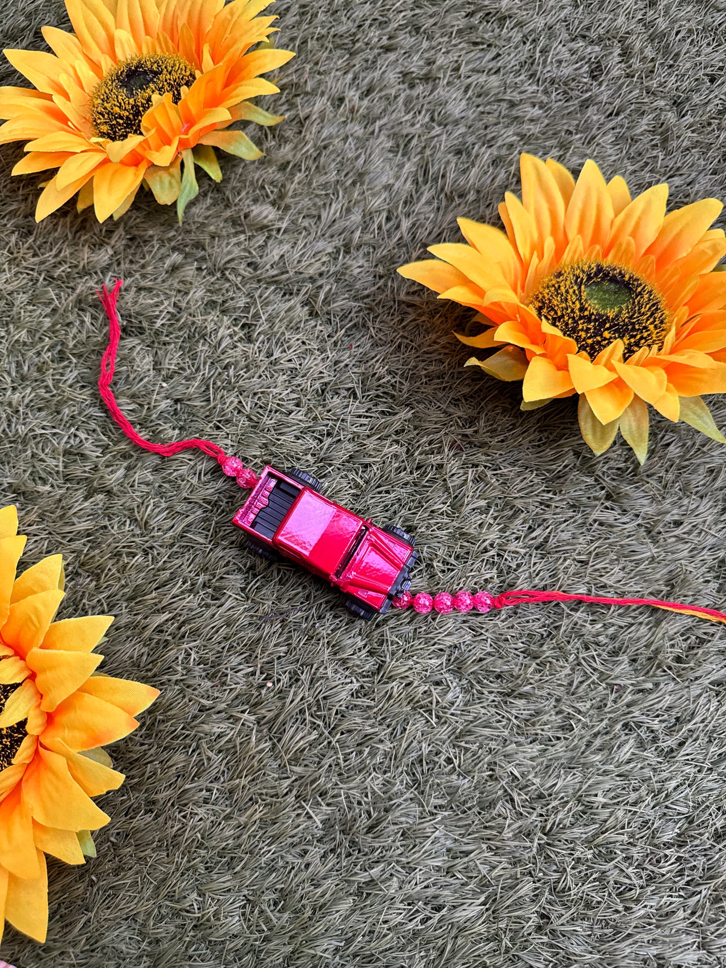 Defender Hot Wheels Rakhi