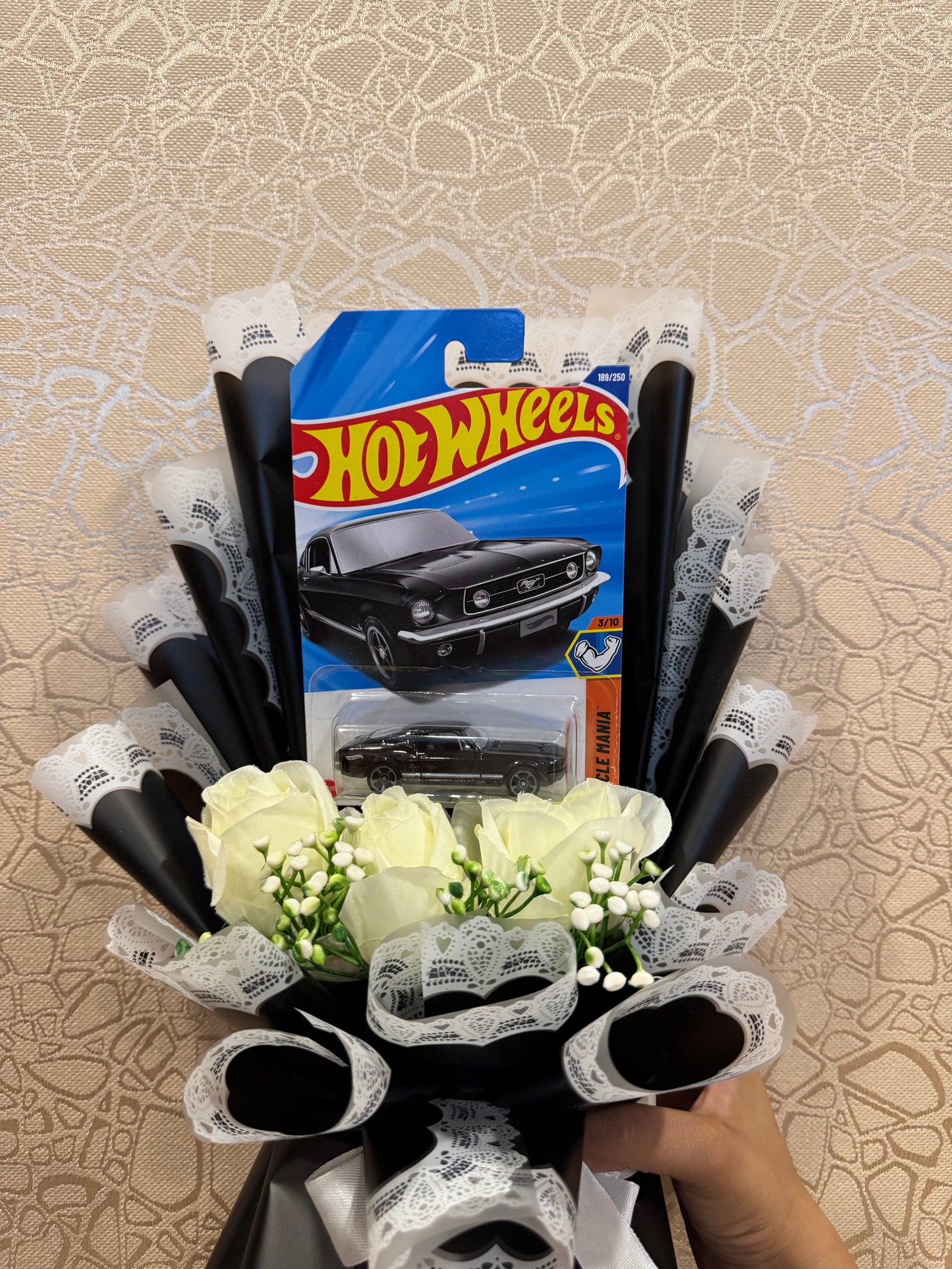 1967 Ford Mustang Hot Wheels Premium Bouquet – Classic Muscle Edition