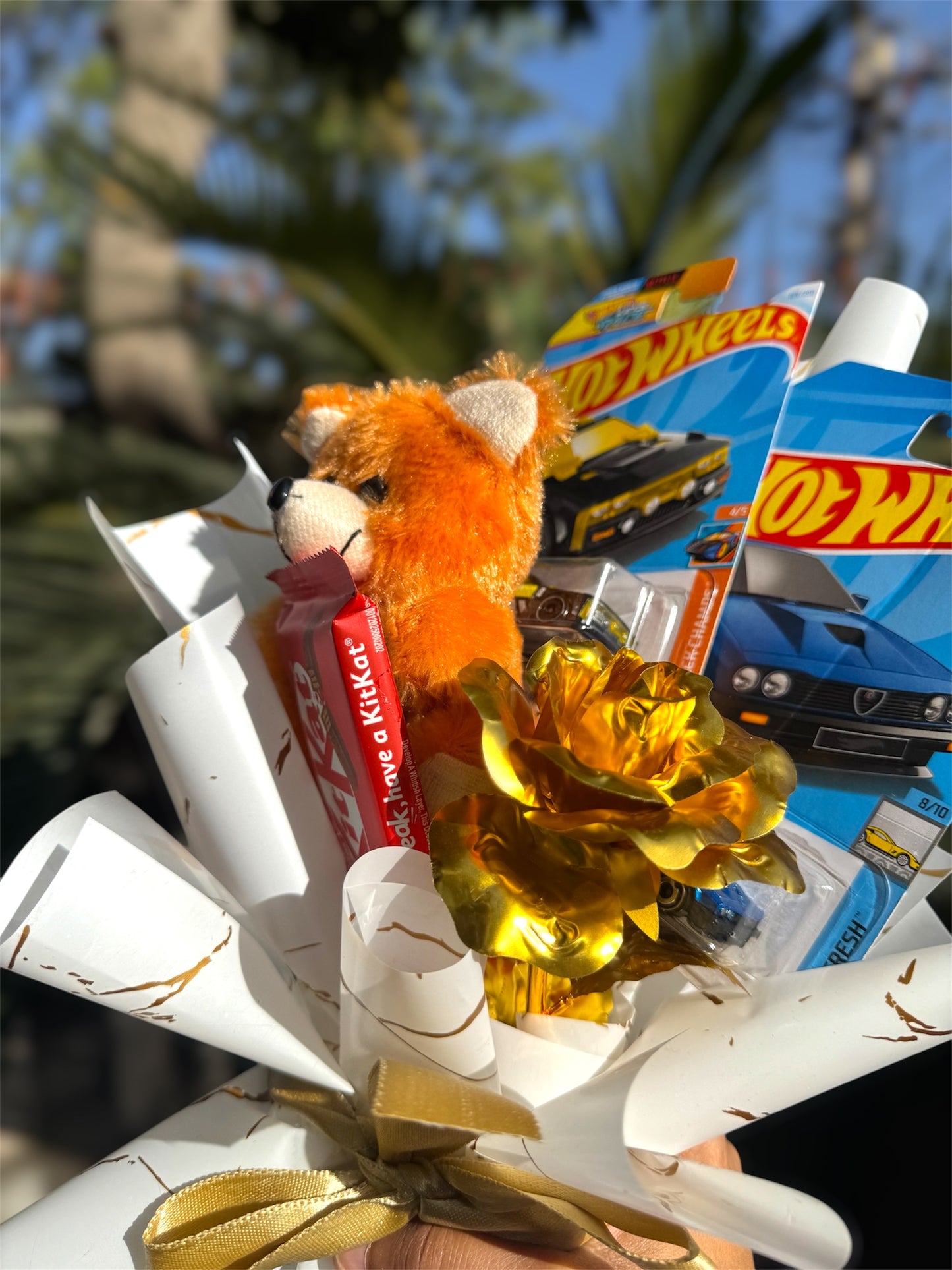 Hot Wheel Bouquet - kitkat edition