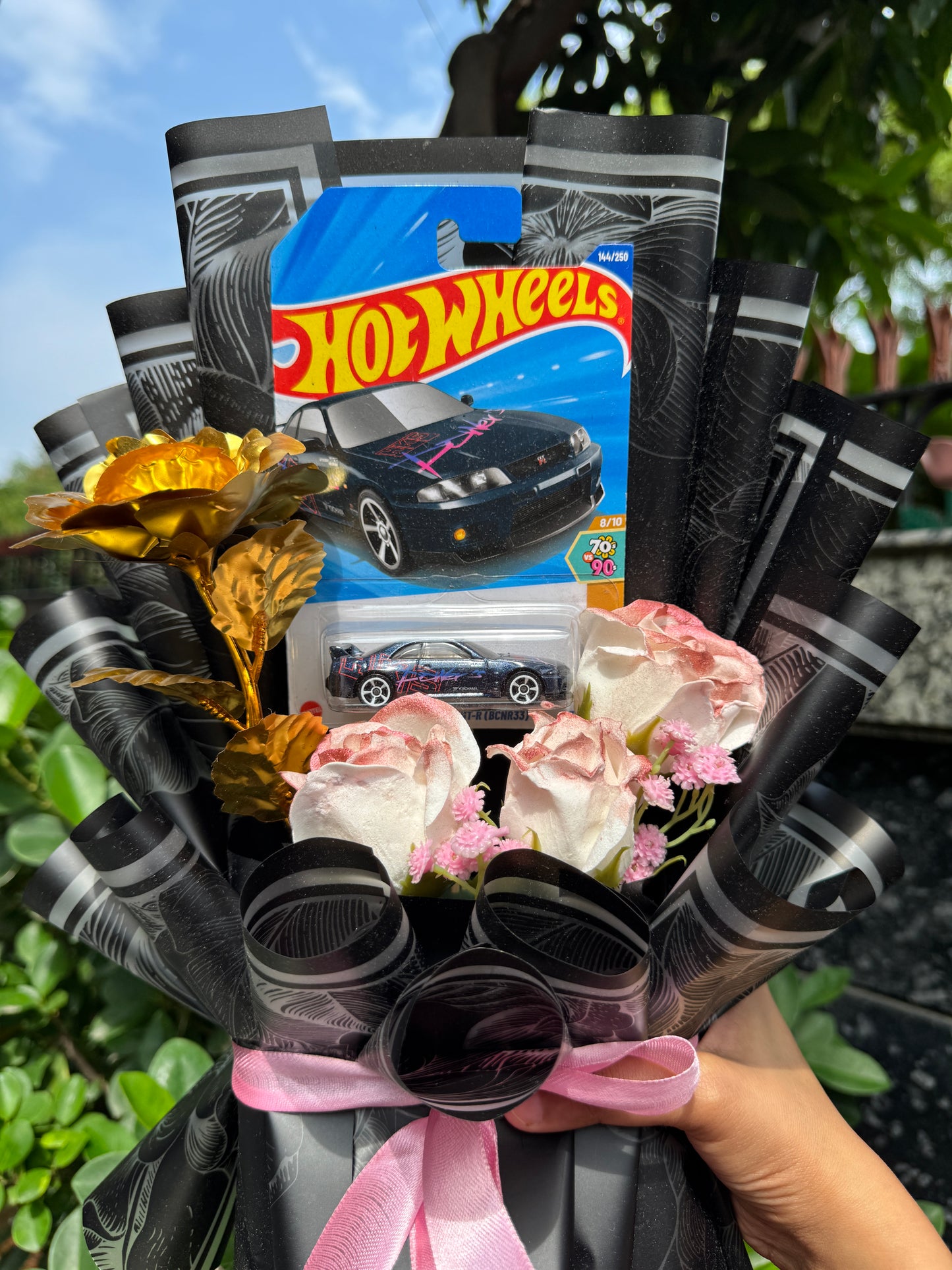 Nissan Skyline GT-R Hot Wheels Bouquet - The Luxury Definition