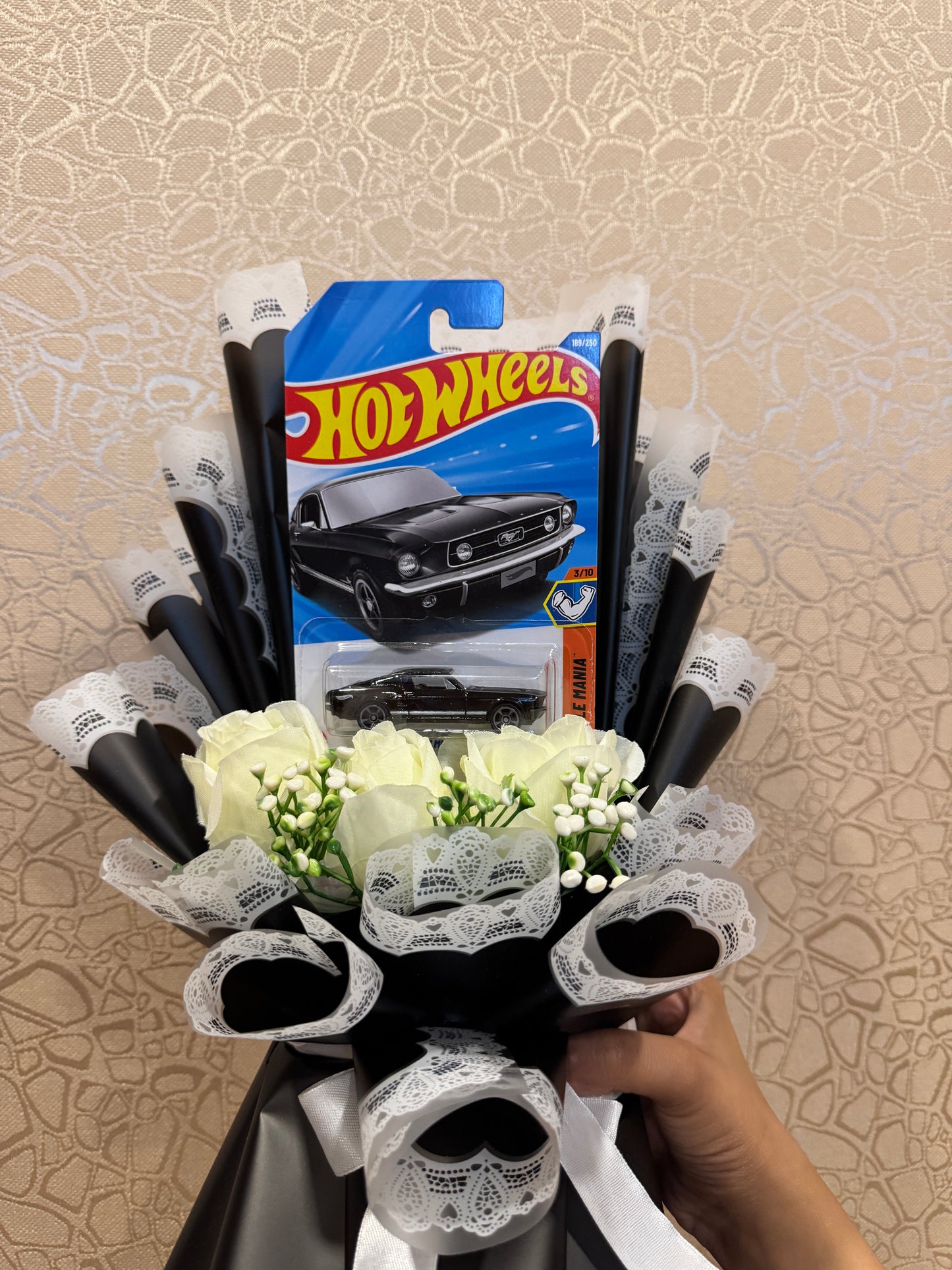 1967 Ford Mustang Hot Wheels Premium Bouquet – Classic Muscle Edition