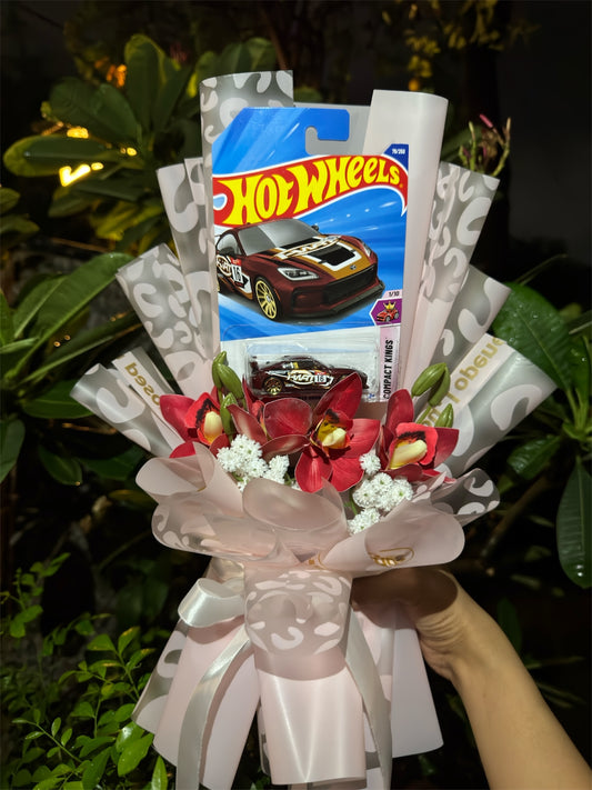 Hot Wheels Bouquet – Toyota GR86 Cup Orchid Luxe