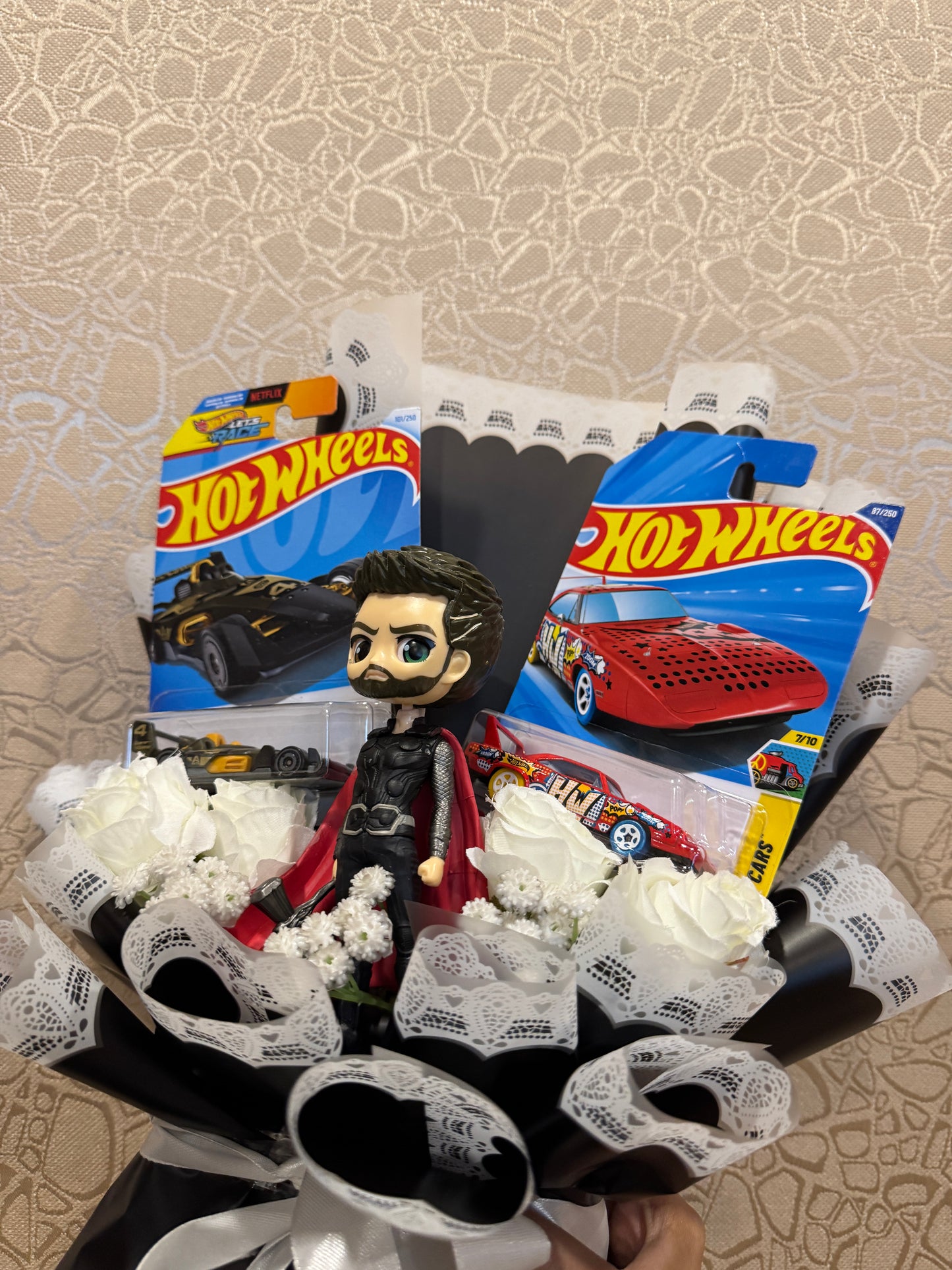 Thor & Hot Wheels Bouquet – Only for Marvel Fans