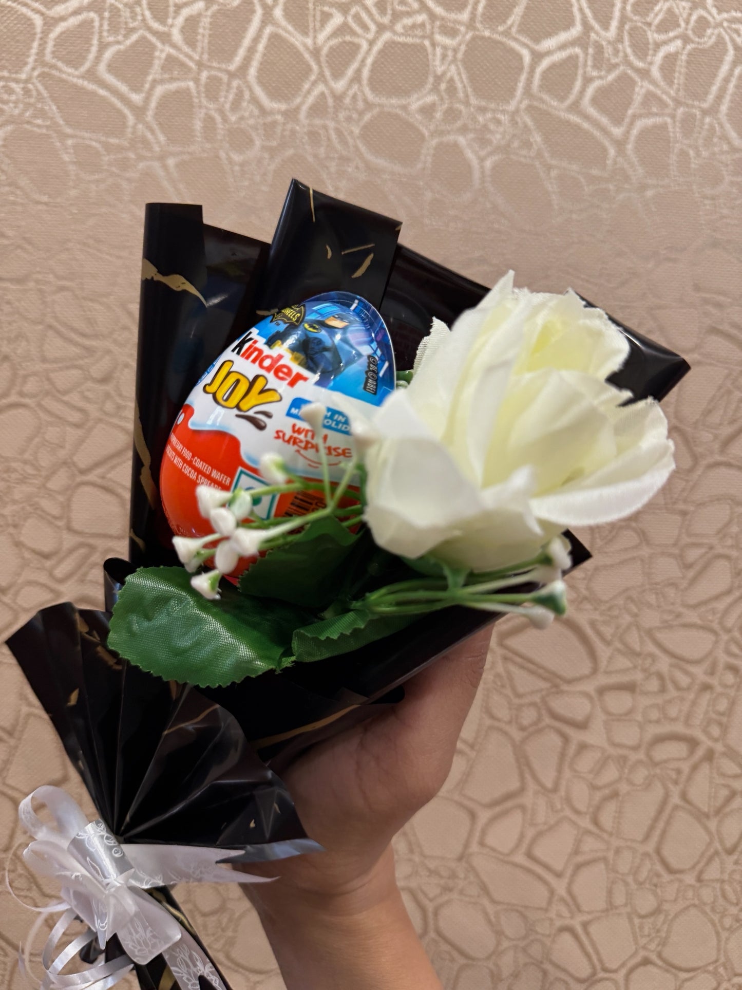 Mini Batman Kinder Joy Bouquet