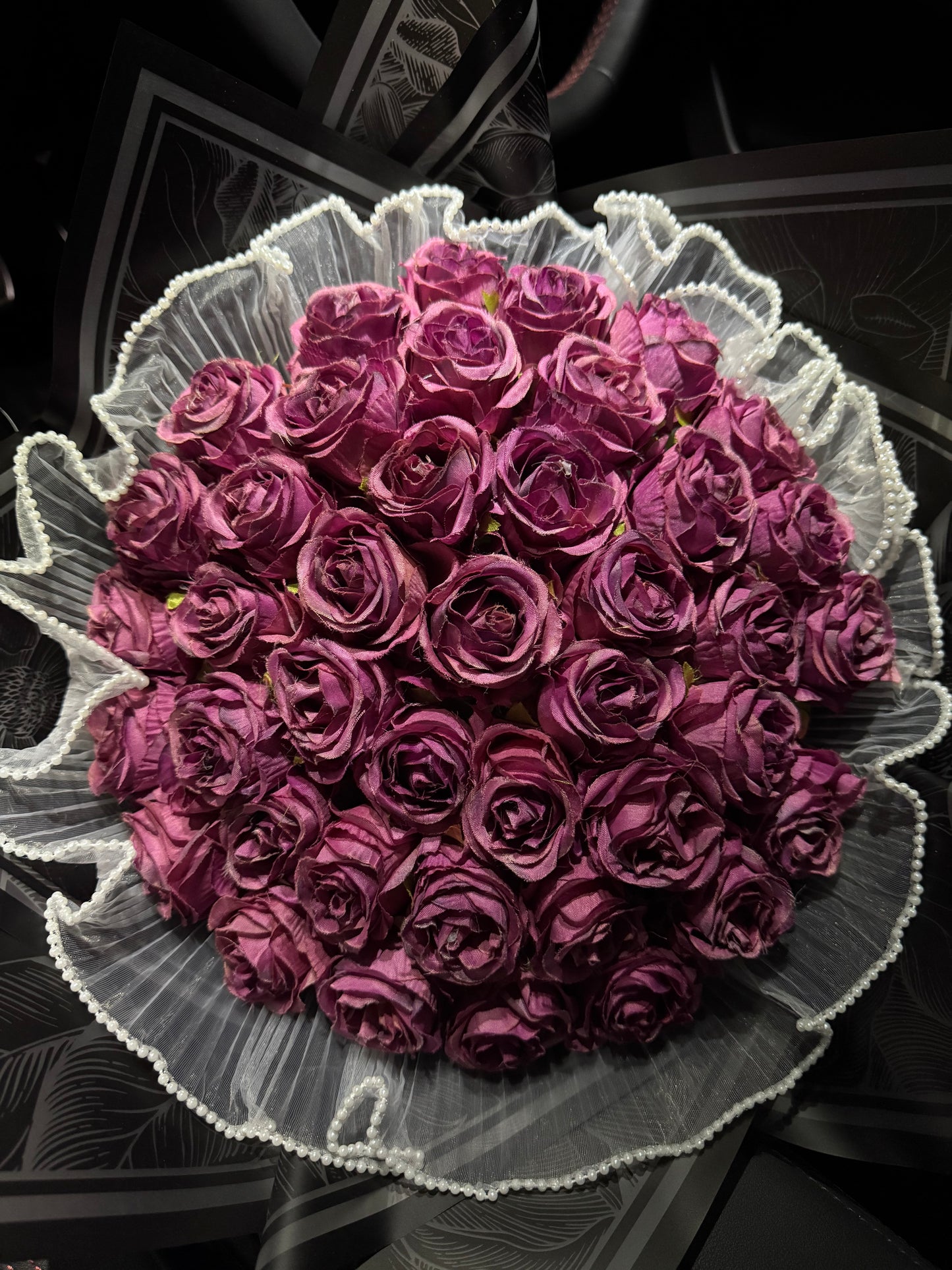 Premium Dusty Purple Rose Bouquet – Crafted for a taste of luxury
