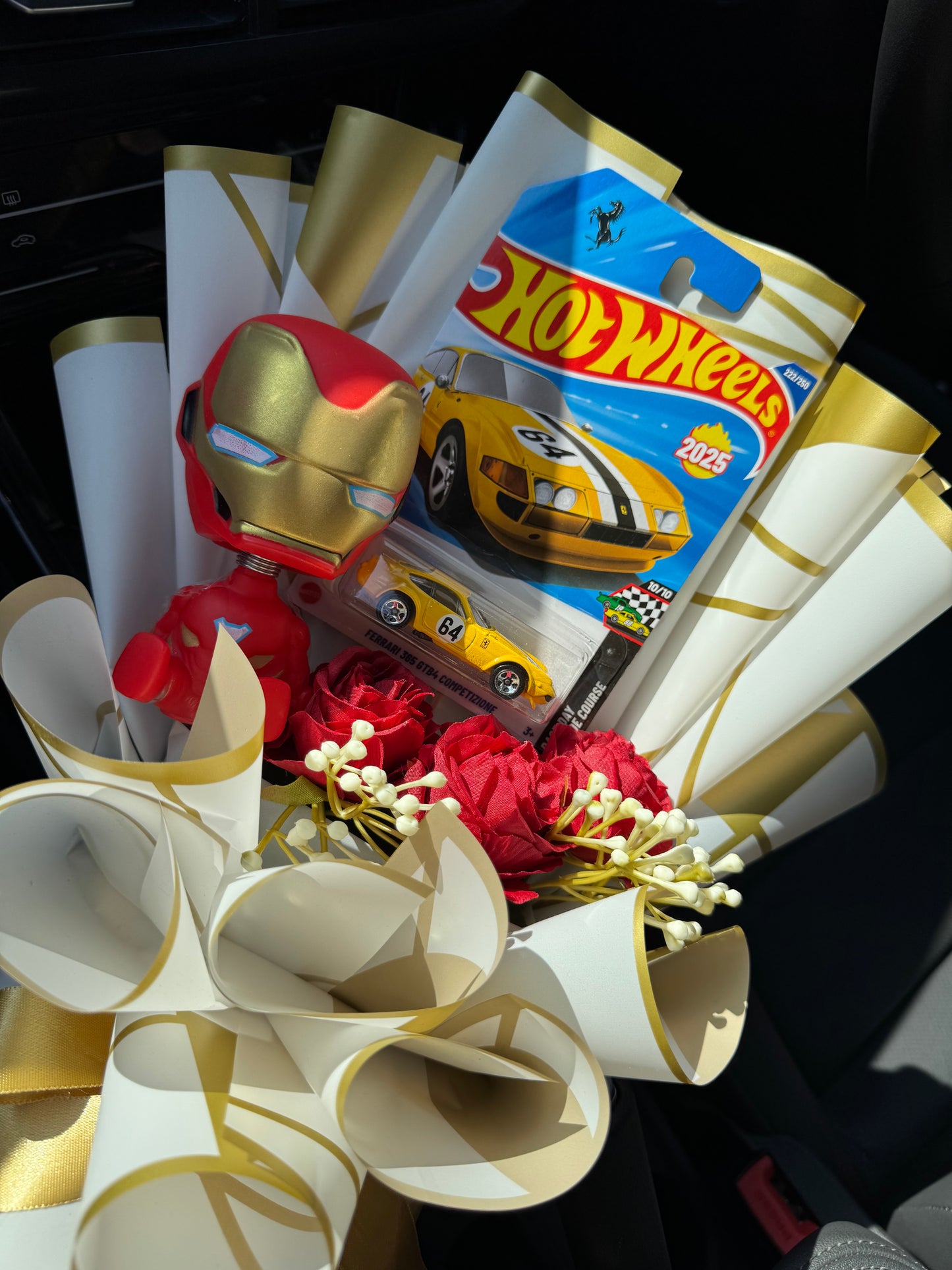 Ferrari 365 GTB4 Competizione Hot Wheels Bouquet – Iron Man energy, elevated