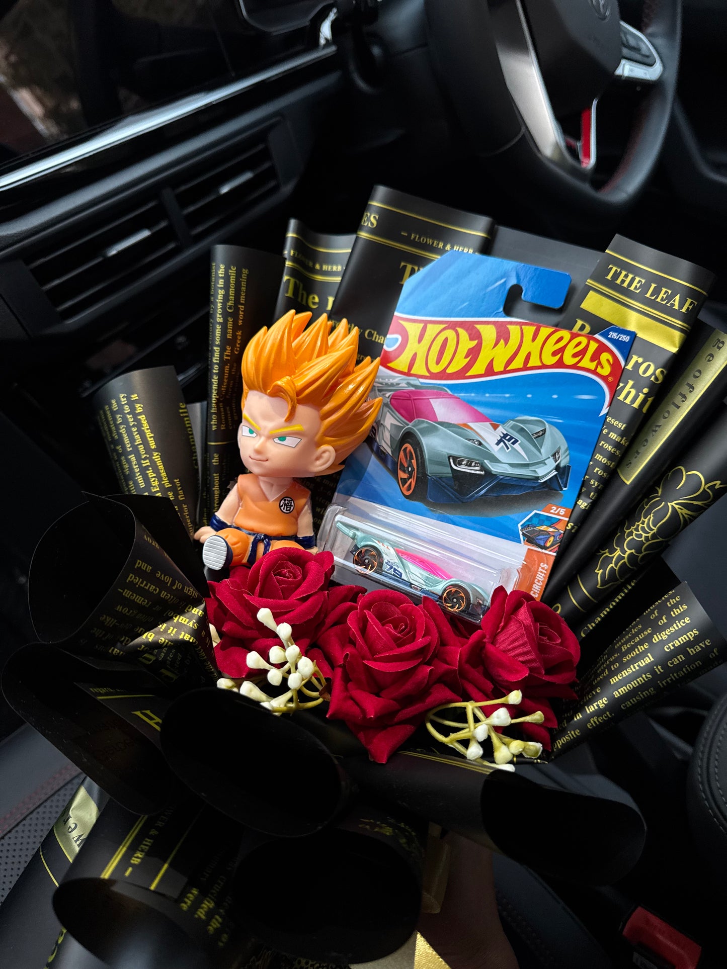Super Saiyan Goku & Hot Wheels Bouquet – Built from battle