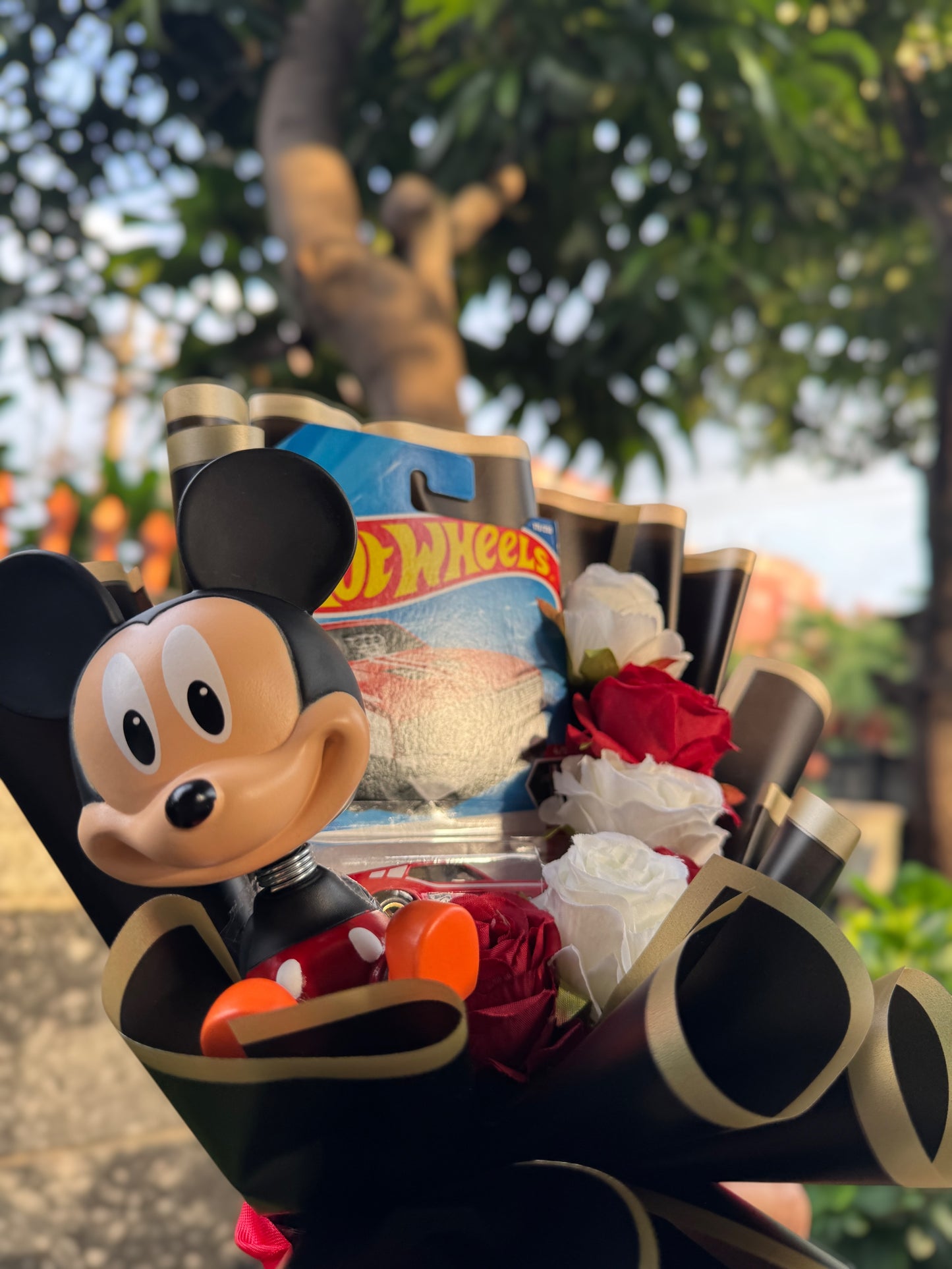 The Hot Wheels Bouquet - Mickey Mouse The Club House