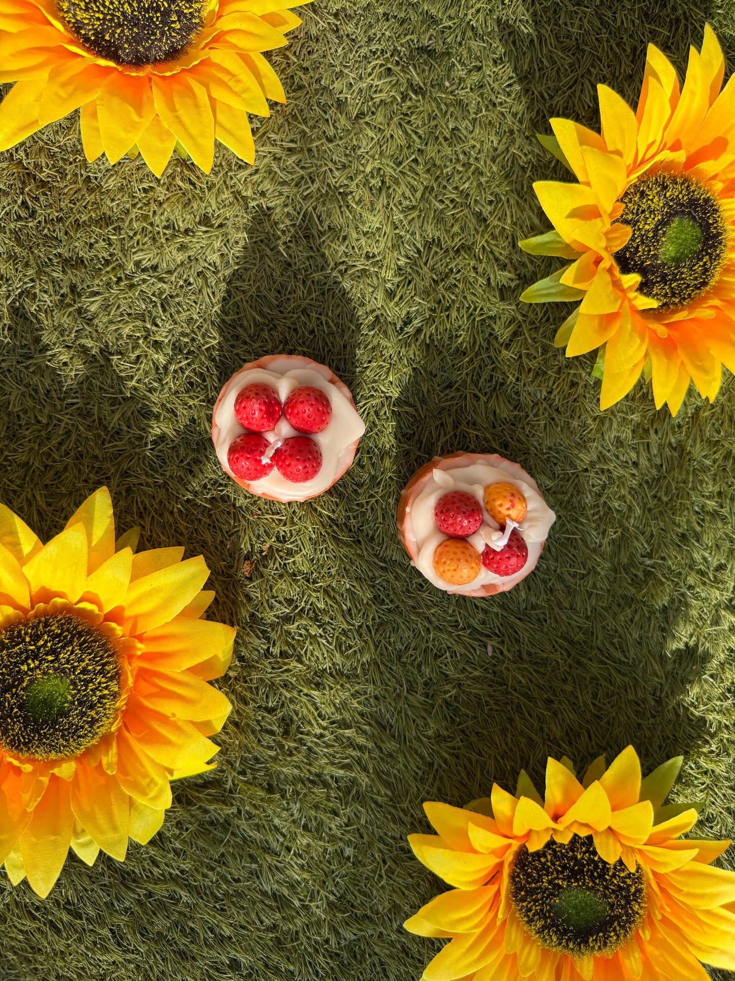 Strawberry Pound Cake Candle Duo – Handcrafted Dessert-Inspired Scented Candles