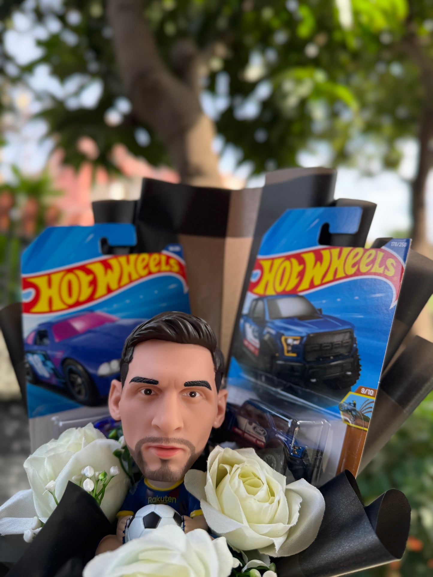 The Hot Wheels Bouquet - Messi Timeless Legend
