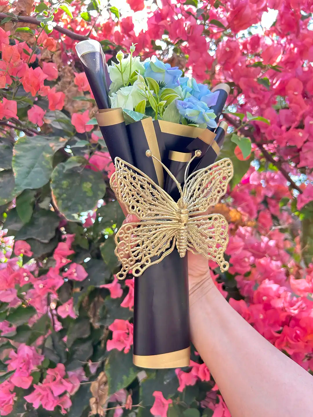 Butterfly Pista Flower Bouquet