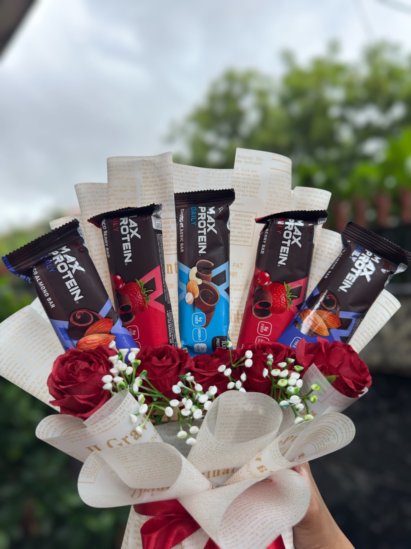 Fuel Your Grind: A Unique Max Protein Bar Bouquet for Gym Enthusiasts