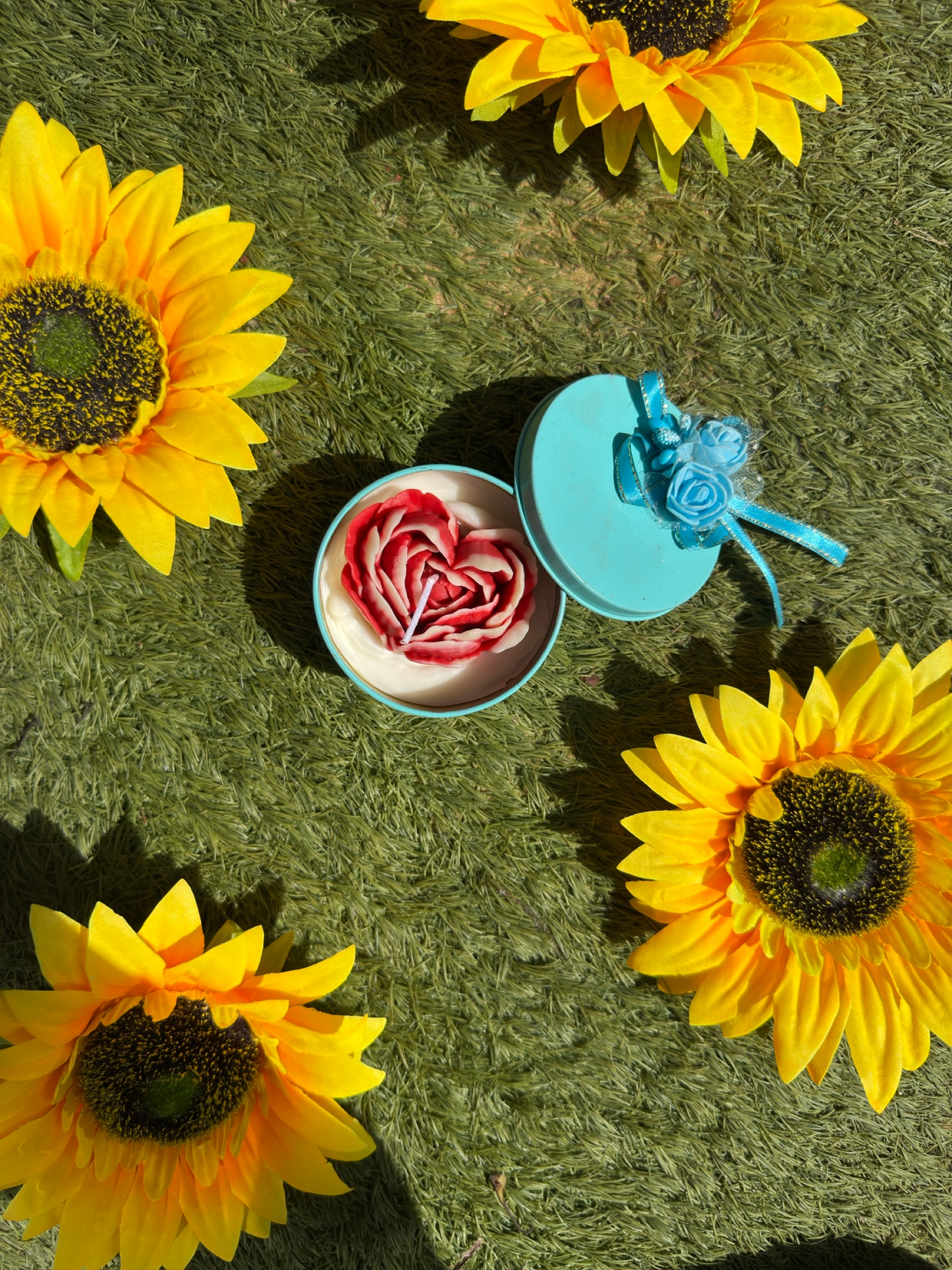 Heart Shaped Scented Candle – A Symbol of Love & Warmth