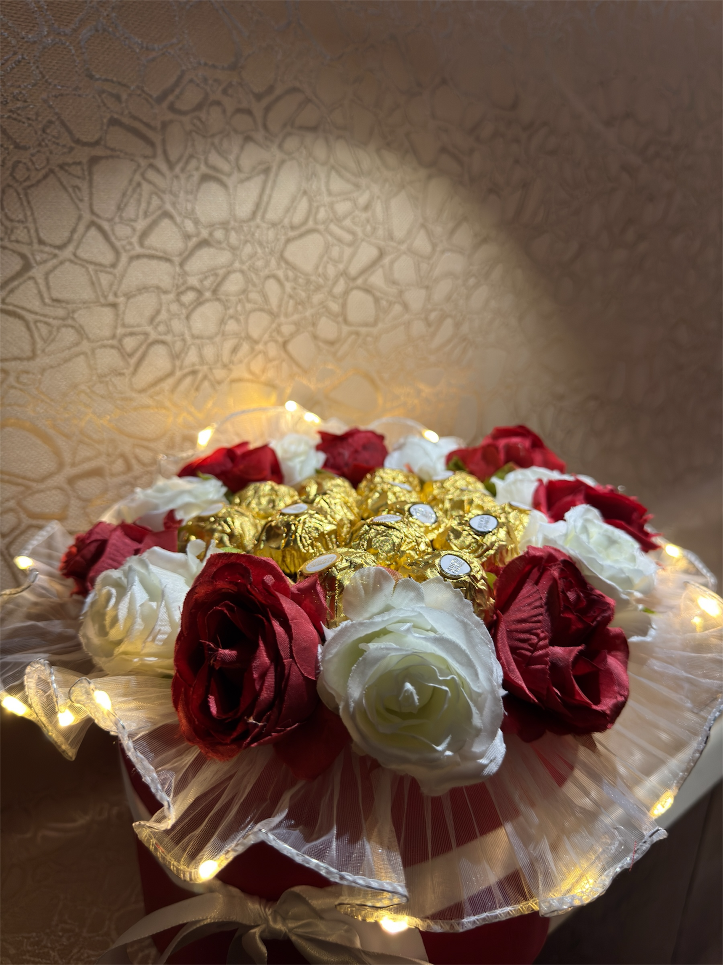 The Ferrero Rocher Premium Hamper - Dreamy Edition