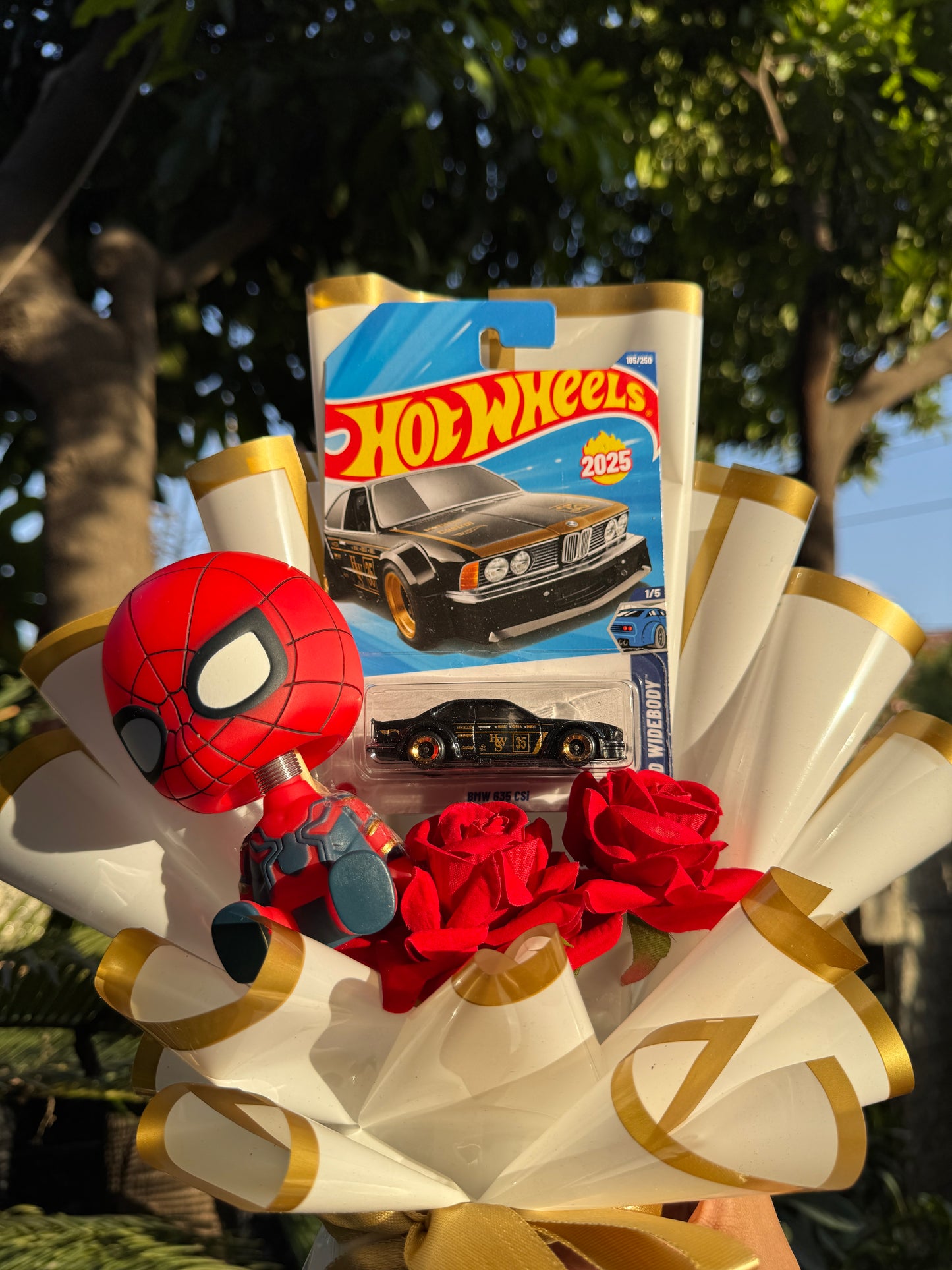 BMW Elegance – Spider Man Edition Hot Wheels Bouquet