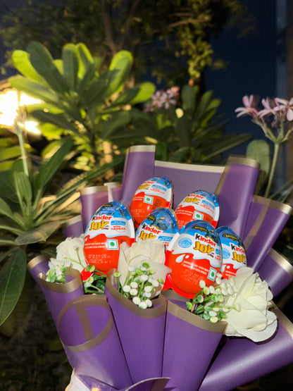 Batman Batwheels Kinder Joy Bouquet – A Heroic Treat Full of Surprises (7 Pieces)