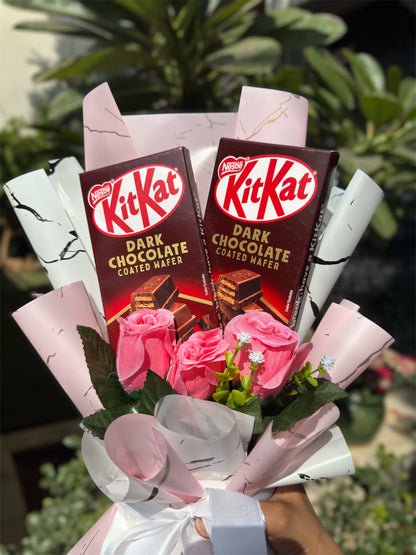 Marble Rose Kitkat Chocolate Bouquet - For Kitkat Lovers
