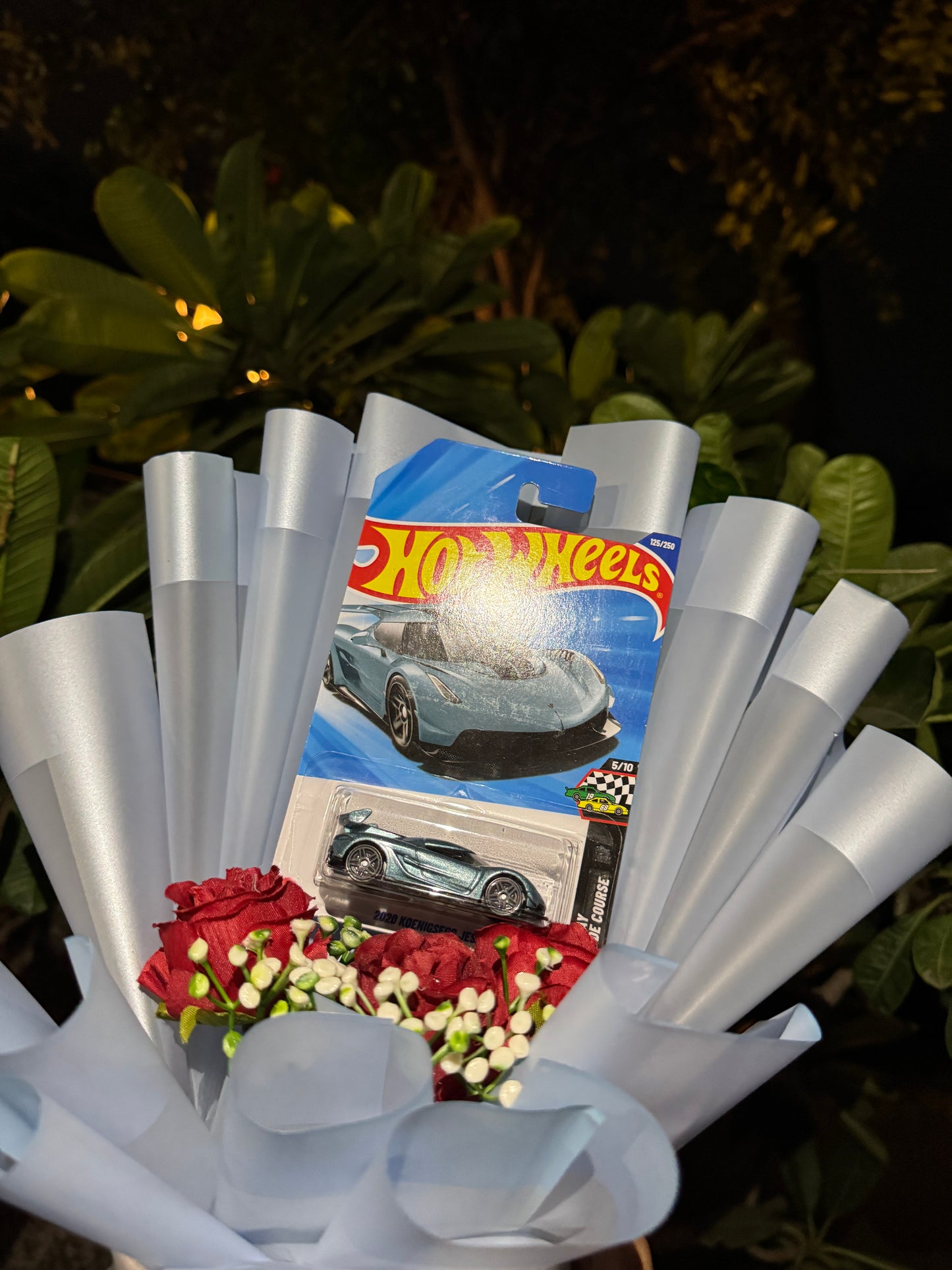 Koenigsegg Jesko Hot Wheels Bouquet– Speed Meets Elegance