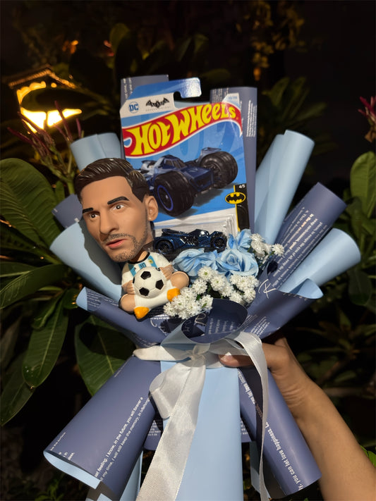 Hot Wheels Bouquet – Messi x Arkham Knight Batmobile Edition