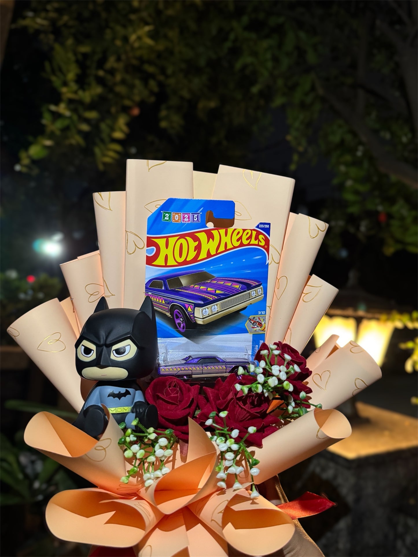 The Mighty Knight – The Batman Hot Wheels Bouquet