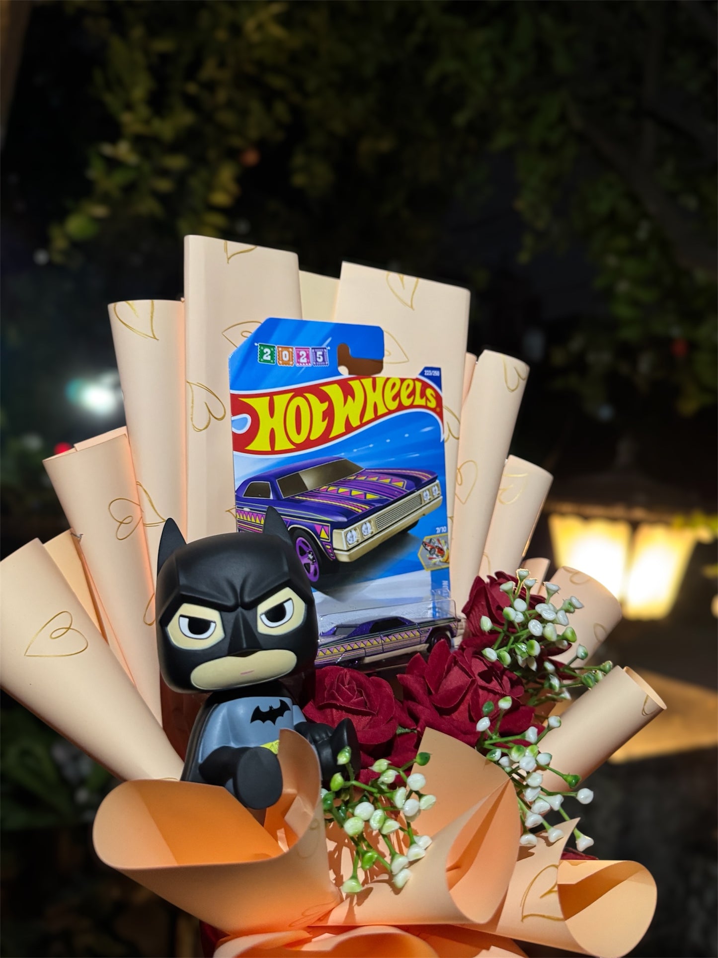 The Mighty Knight – The Batman Hot Wheels Bouquet