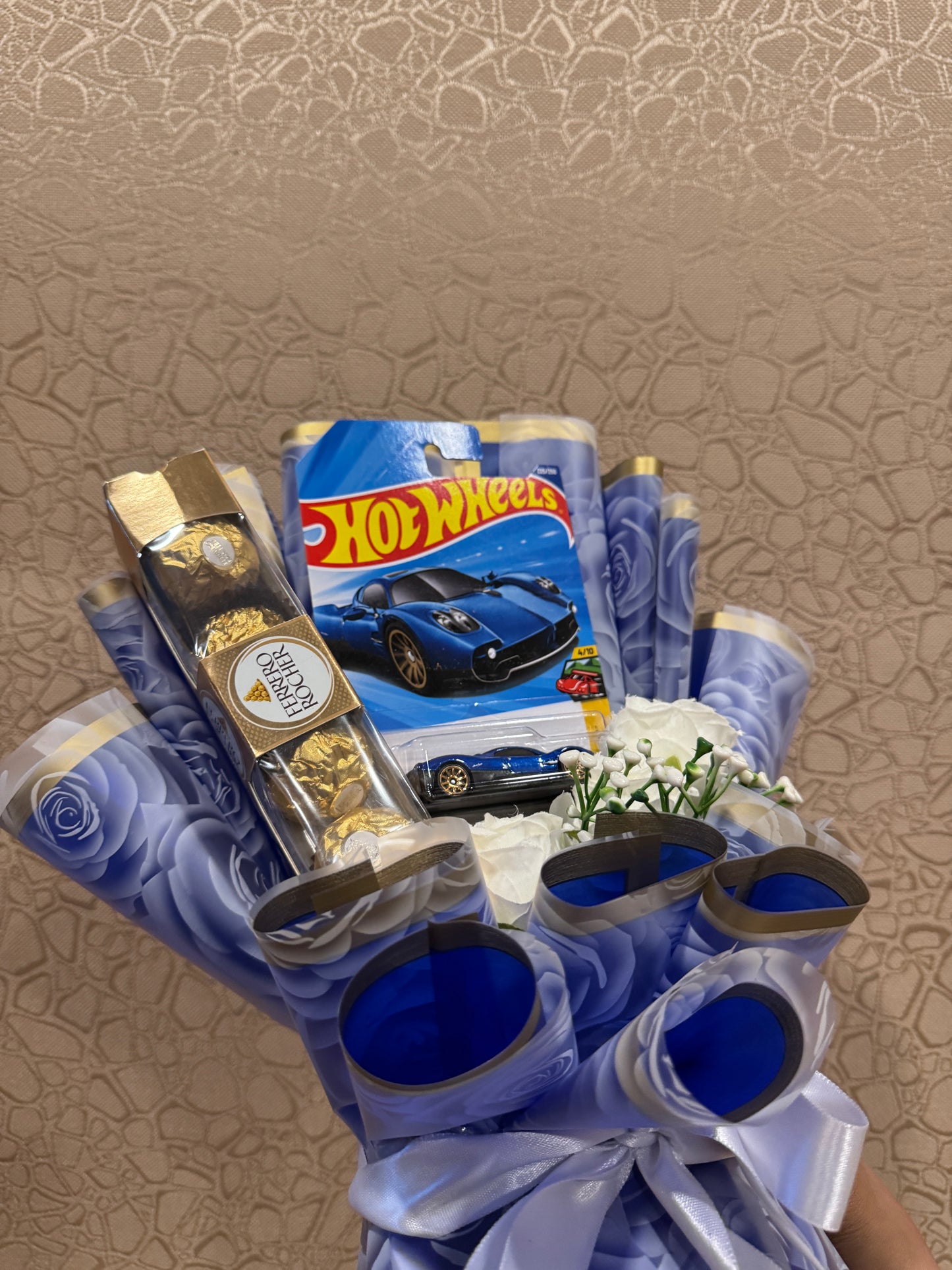 The Hot Wheels Bouquet Pagani Utopia  - Luxury Meets Sweetness