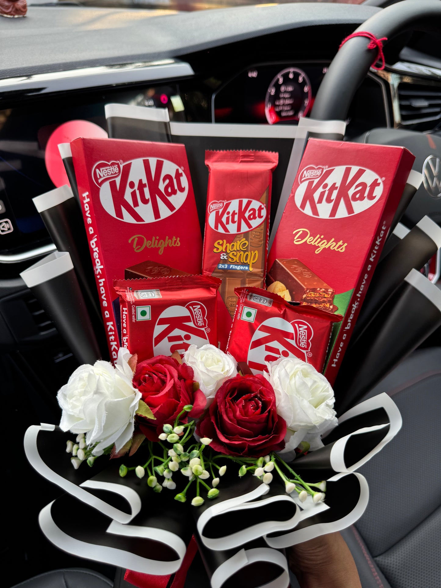KitKat Chocolate Bouquet – The Ultimate Expression of Good Taste