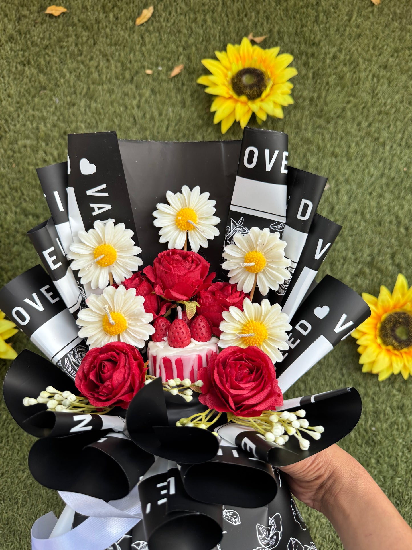 Luxury Rose and Candle Bouquet – A Glow of Love