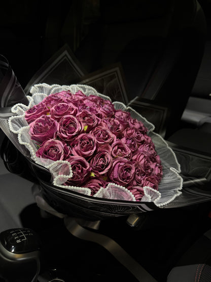 Premium Dusty Purple Rose Bouquet – Crafted for a taste of luxury