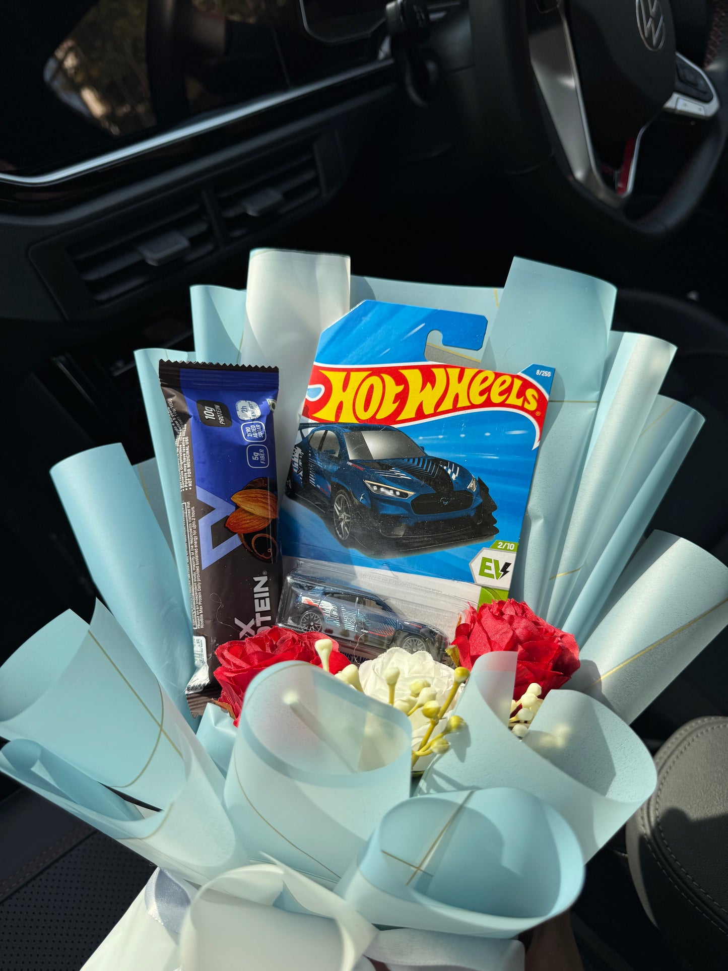 Hot Wheels Mustang Mach-E 1400 Bouquet – Horsepower Luxe