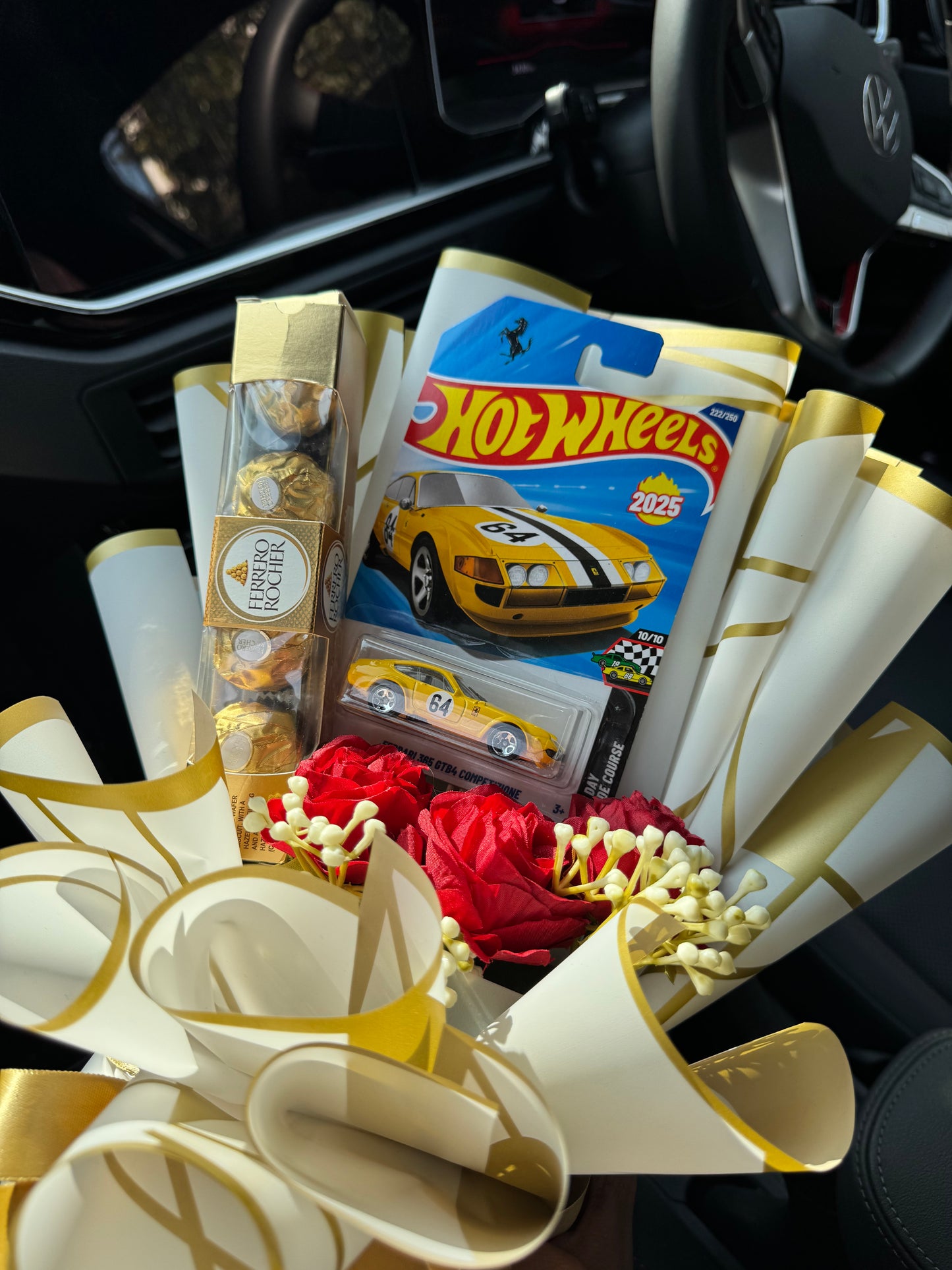 Hot Wheels Ferrari 365 GTB4 Competizione Bouquet – Vintage Spirit, Modern Heart