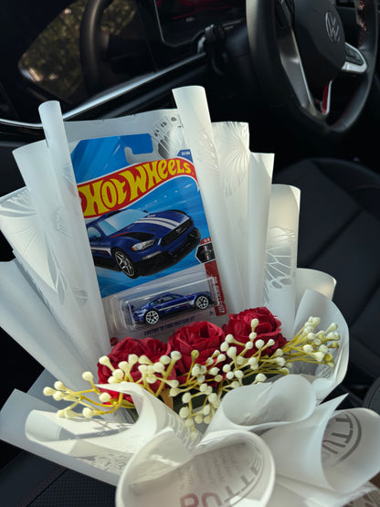 Hot Wheels Custom ’18 Ford Mustang GT Bouquet – Made to Take Over