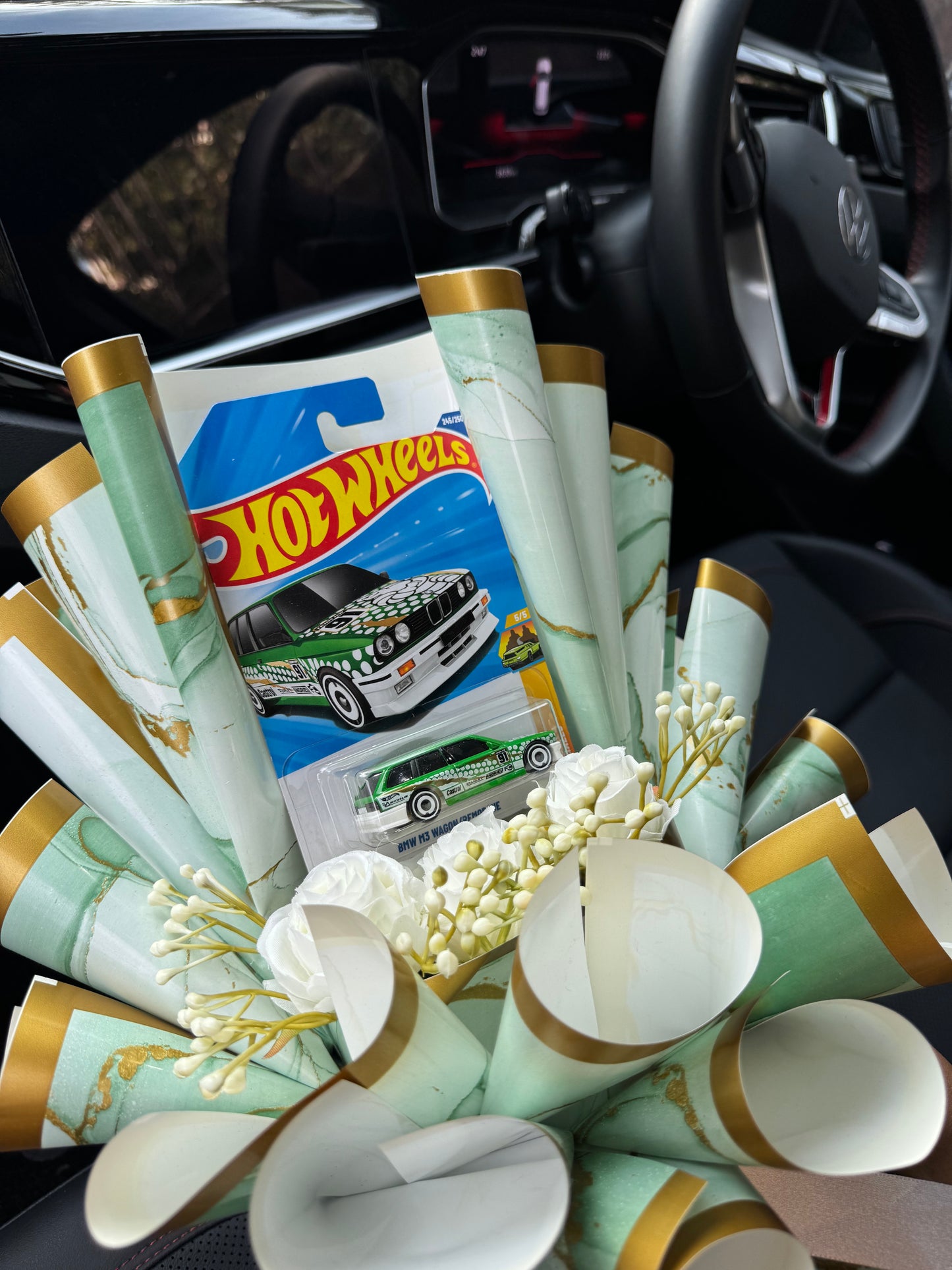 Hot Wheels BMW M3 Wagon Remorque Bouquet – Built Rare, Loved Forever