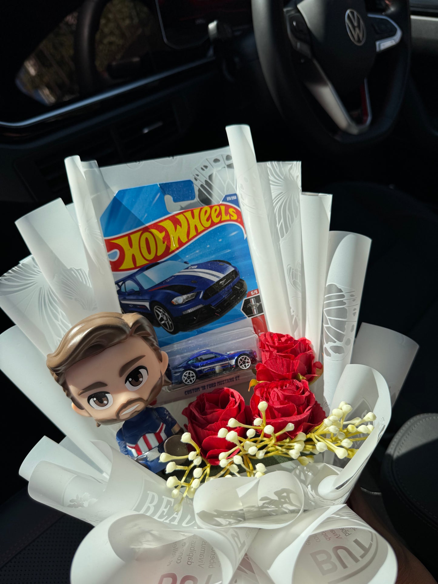 Custom ’18 Ford Mustang GT Hot Wheels Bouquet – Captain America energy, delivered